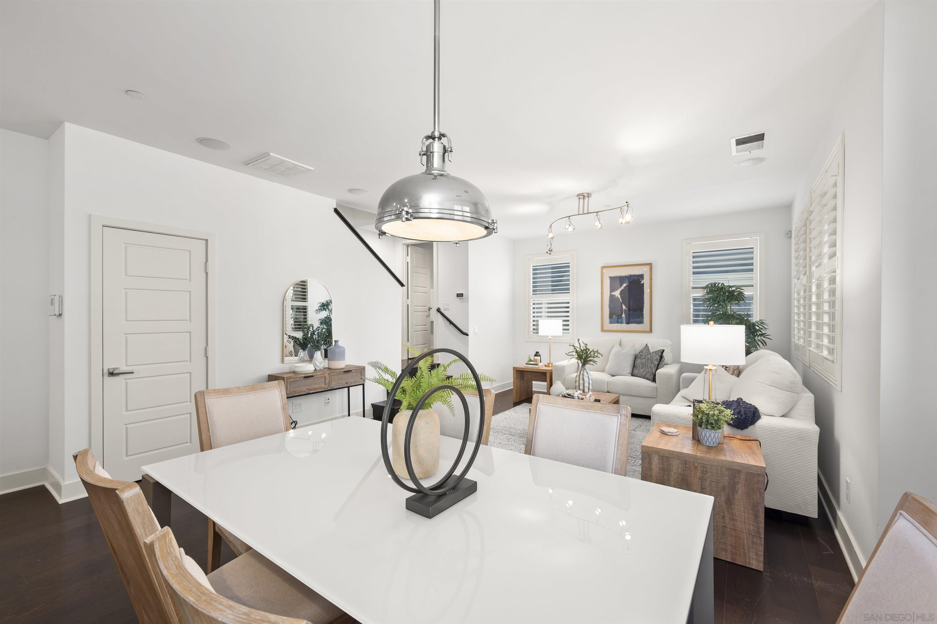 Detail Gallery Image 21 of 69 For 7853  Inception Way, San Diego,  CA 92108 - 3 Beds | 3/1 Baths