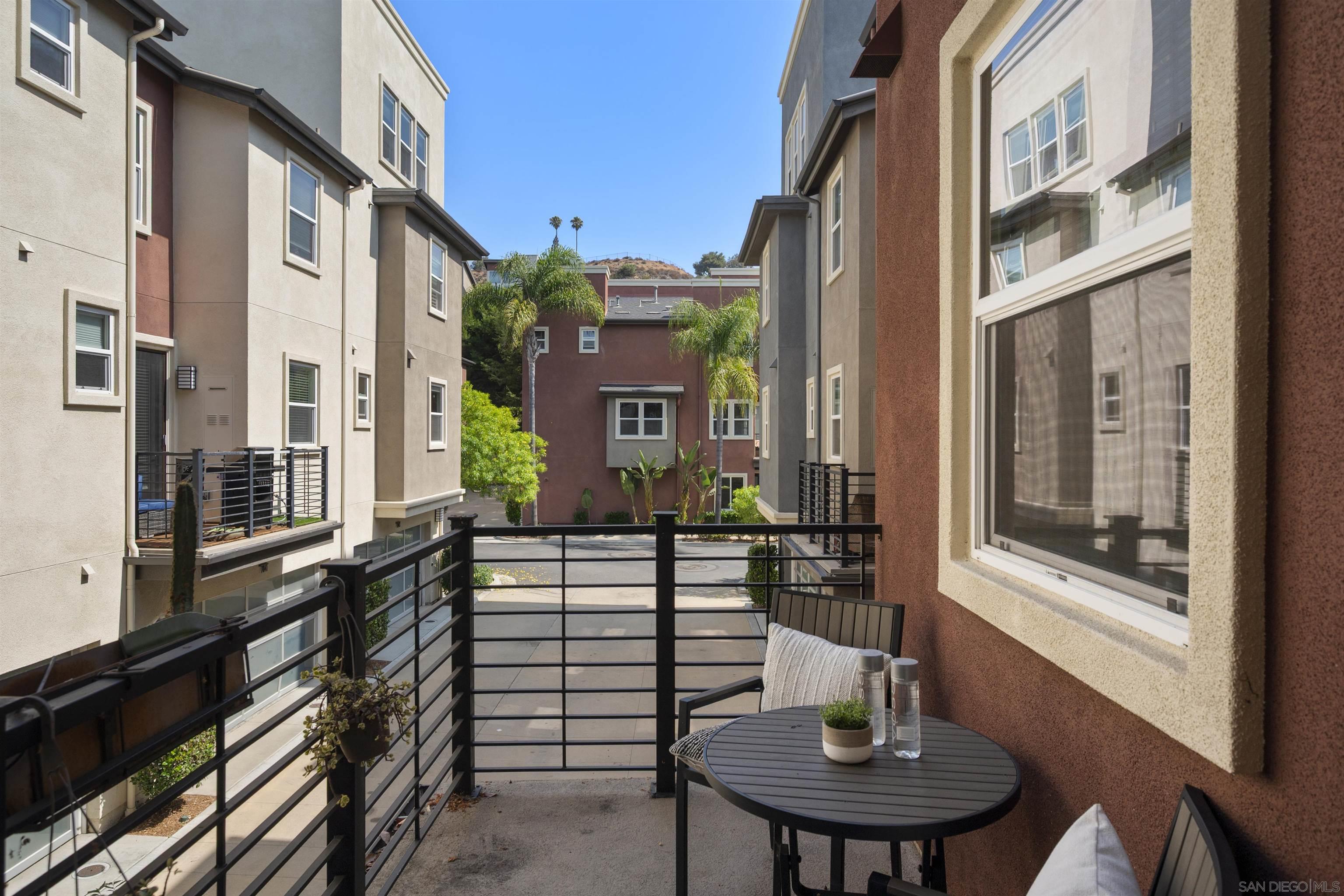 Detail Gallery Image 27 of 69 For 7853  Inception Way, San Diego,  CA 92108 - 3 Beds | 3/1 Baths