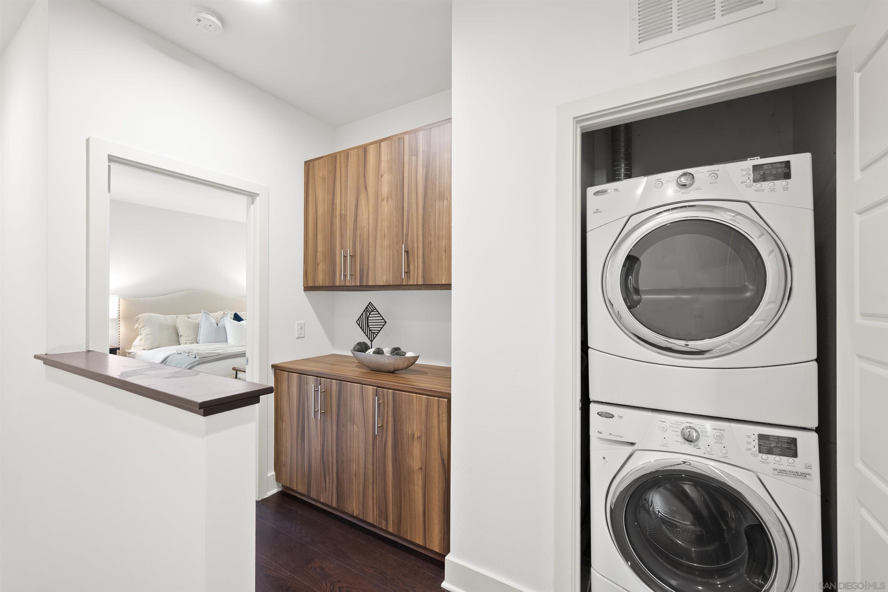 Detail Gallery Image 40 of 69 For 7853  Inception Way, San Diego,  CA 92108 - 3 Beds | 3/1 Baths