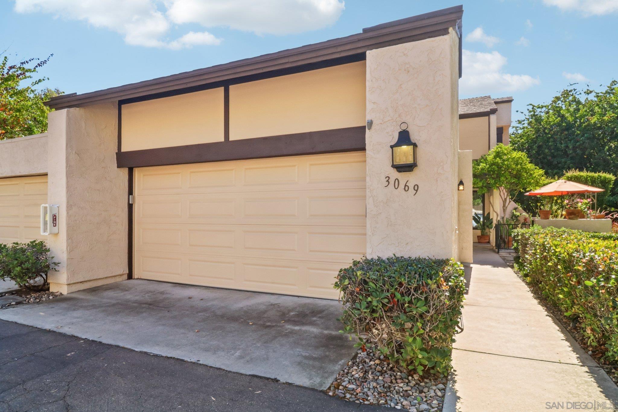 Detail Gallery Image 4 of 72 For 3069  Plaza Natalia, Bonita,  CA 91902 - 4 Beds | 2/1 Baths