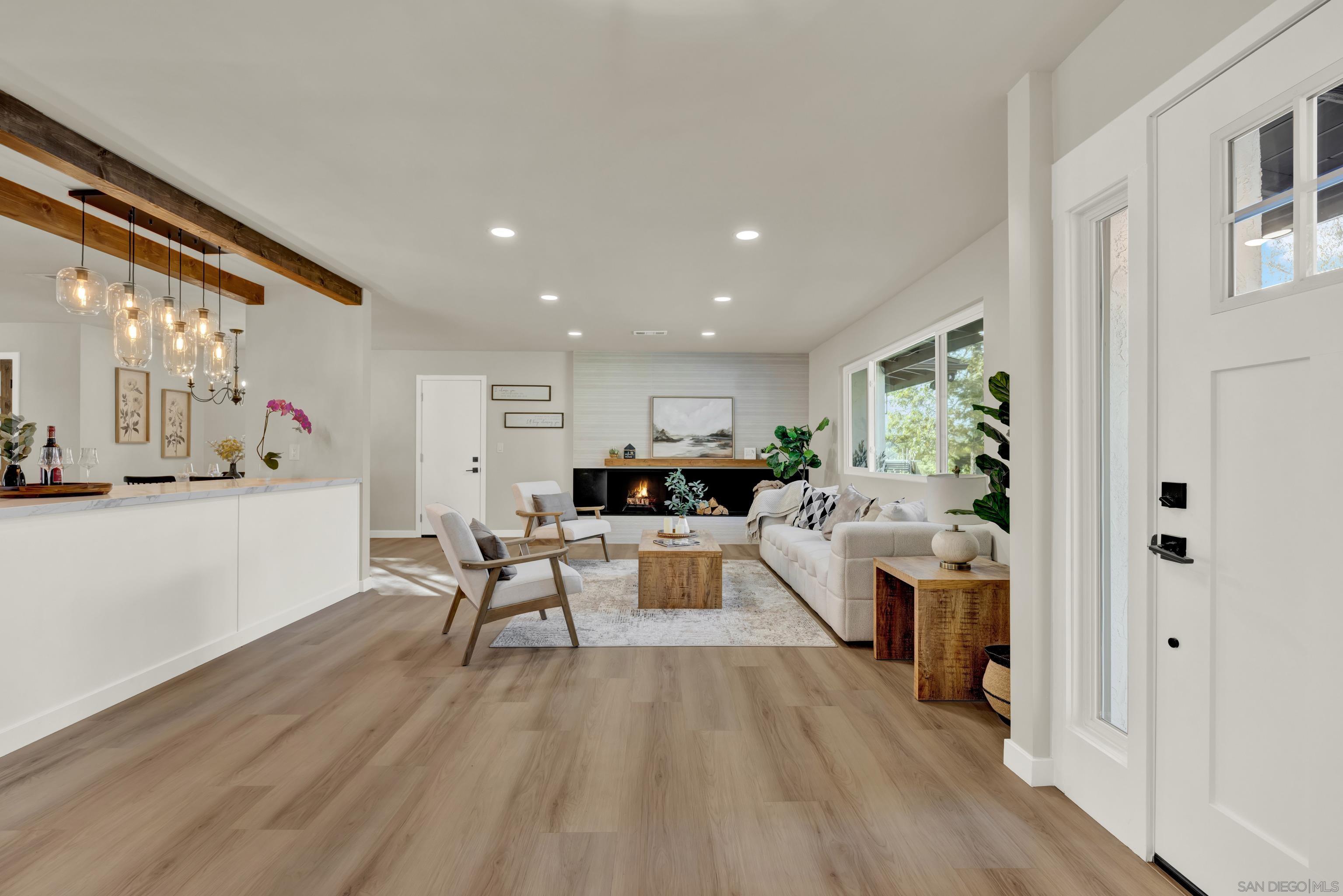 Detail Gallery Image 12 of 75 For 14407  Mountain Rd, Poway,  CA 92064 - 3 Beds | 2/1 Baths