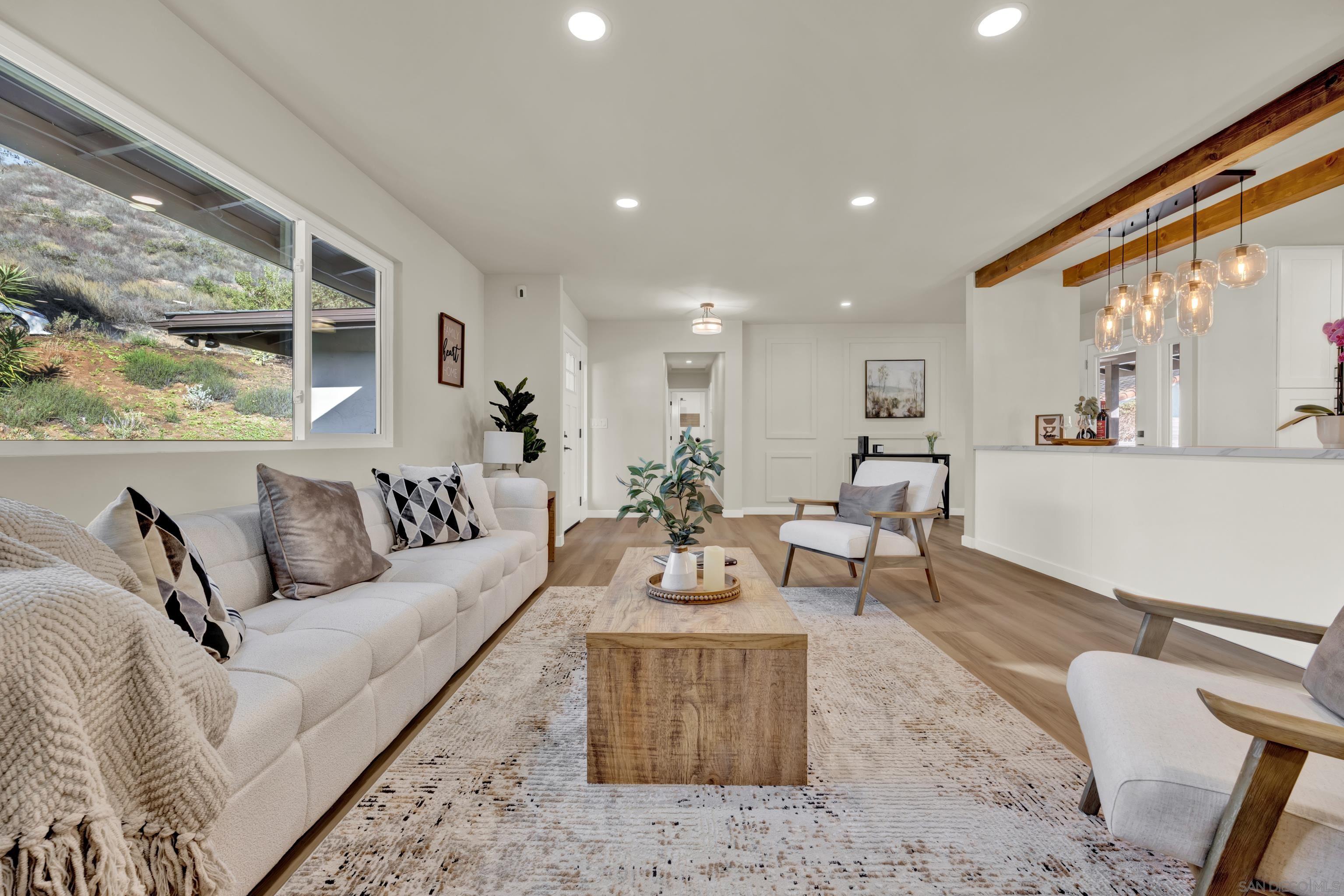 Detail Gallery Image 14 of 75 For 14407  Mountain Rd, Poway,  CA 92064 - 3 Beds | 2/1 Baths