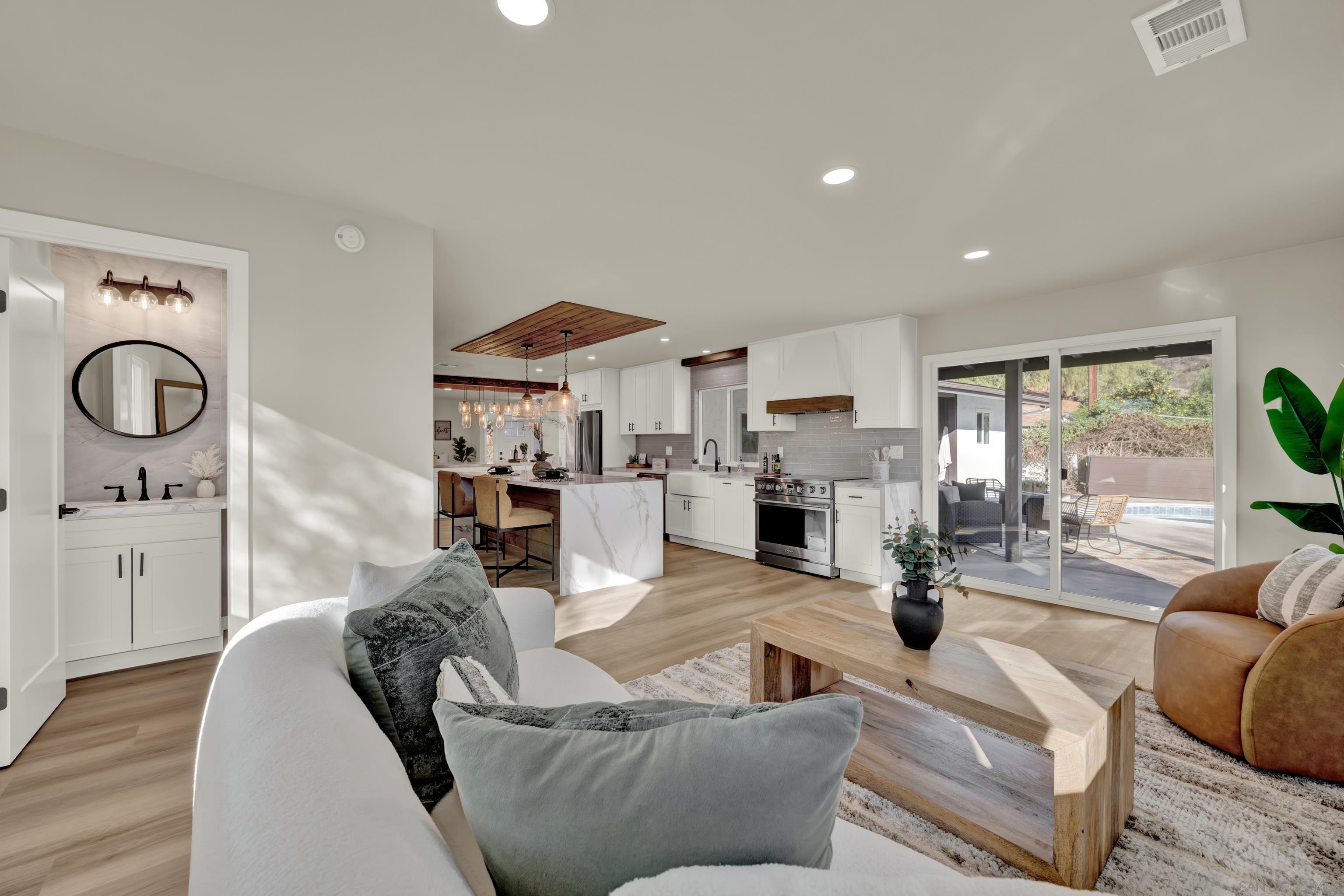 Detail Gallery Image 28 of 75 For 14407  Mountain Rd, Poway,  CA 92064 - 3 Beds | 2/1 Baths