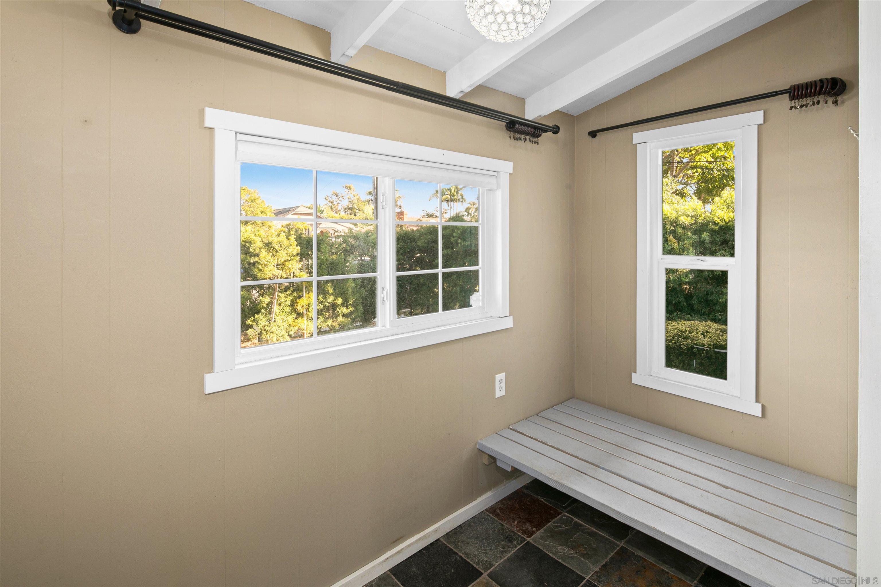 Detail Gallery Image 14 of 21 For 3914  Hawk St, San Diego,  CA 92103 - 2 Beds | 2 Baths