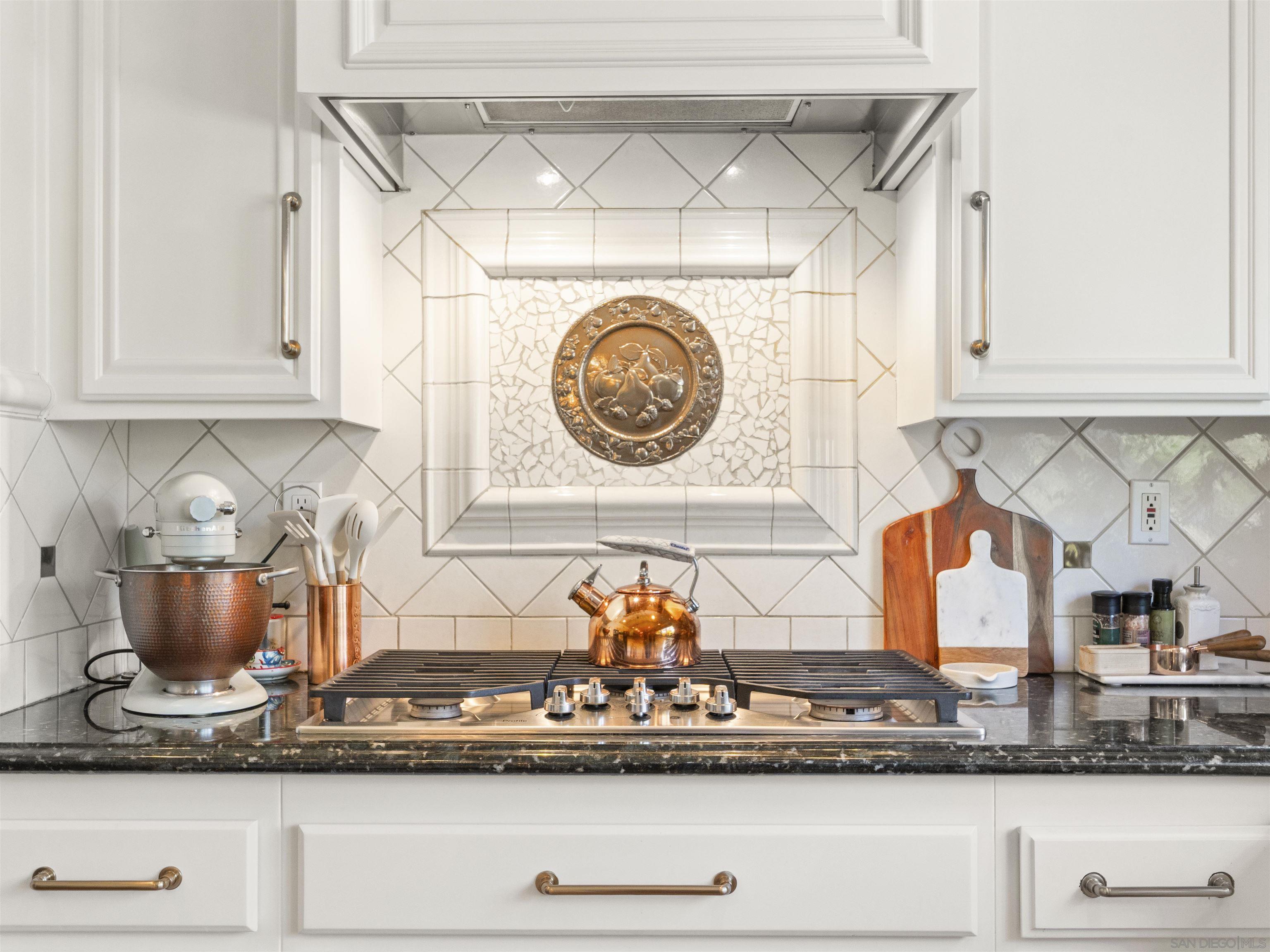 Detail Gallery Image 13 of 71 For 3424  Camino Alegre, Carlsbad,  CA 92009 - 7 Beds | 5 Baths