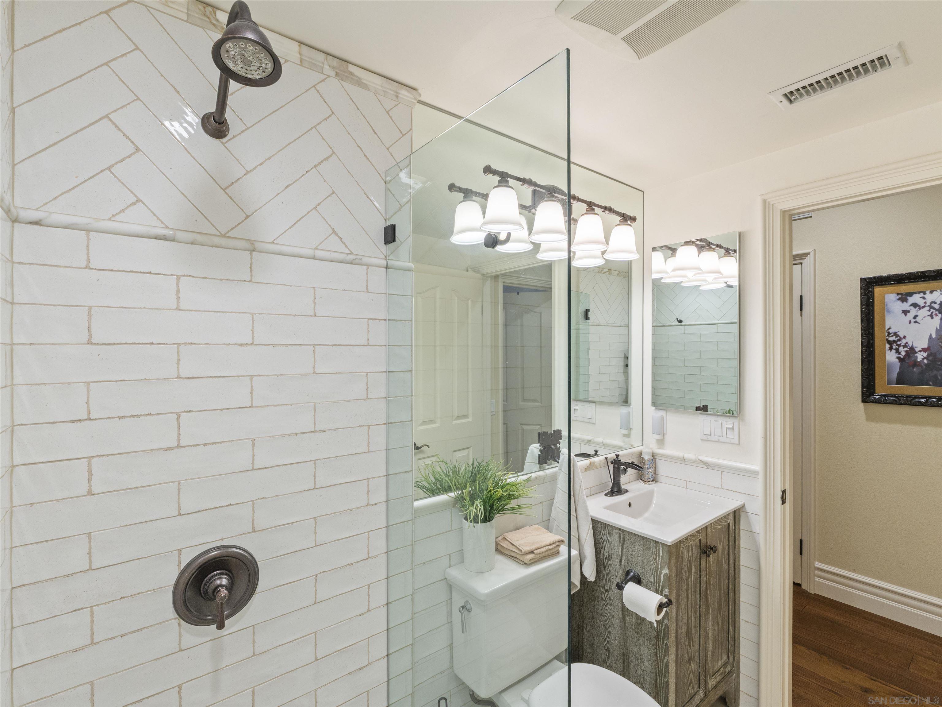 Detail Gallery Image 23 of 71 For 3424  Camino Alegre, Carlsbad,  CA 92009 - 7 Beds | 5 Baths