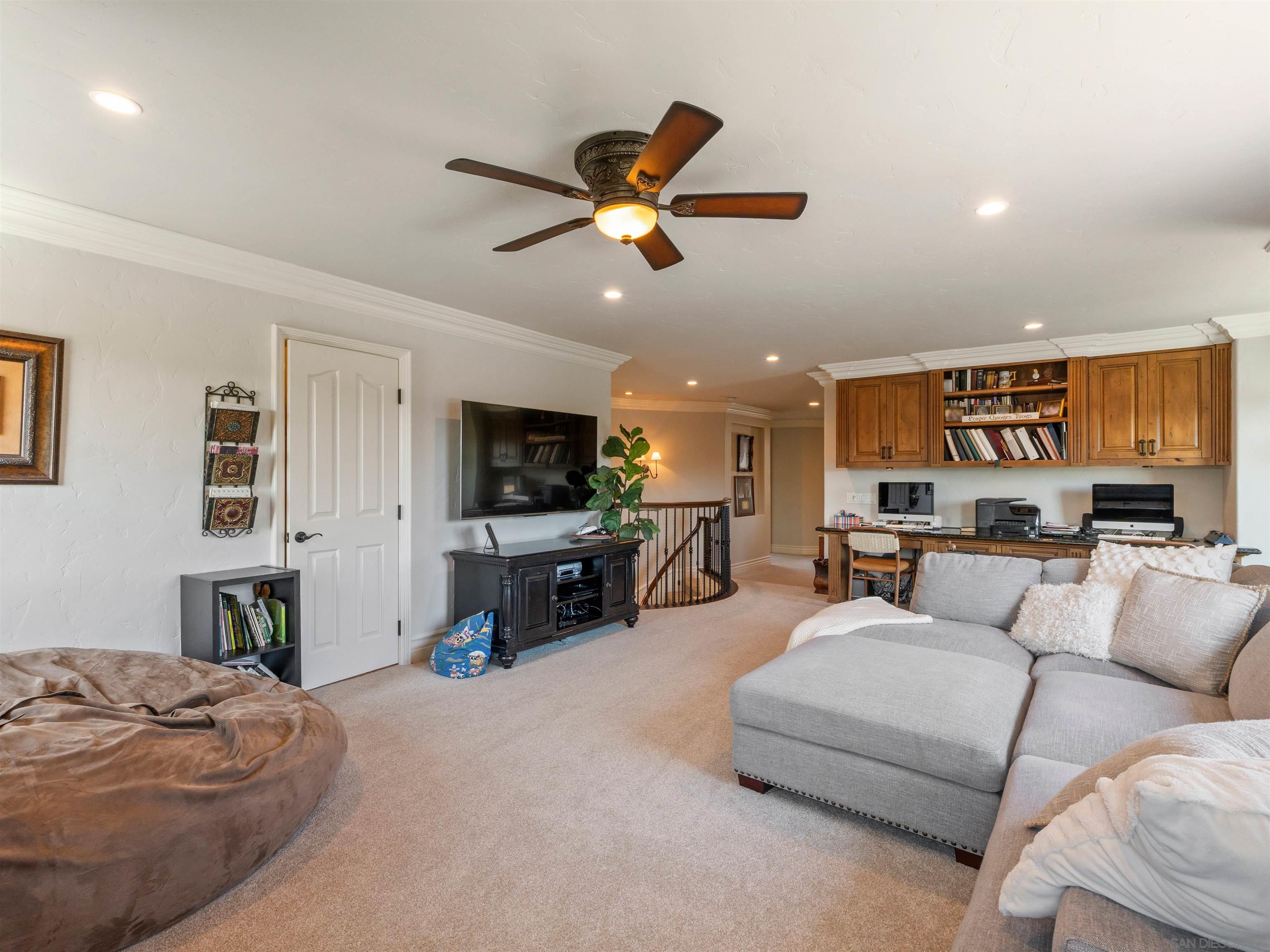 Detail Gallery Image 35 of 71 For 3424  Camino Alegre, Carlsbad,  CA 92009 - 7 Beds | 5 Baths