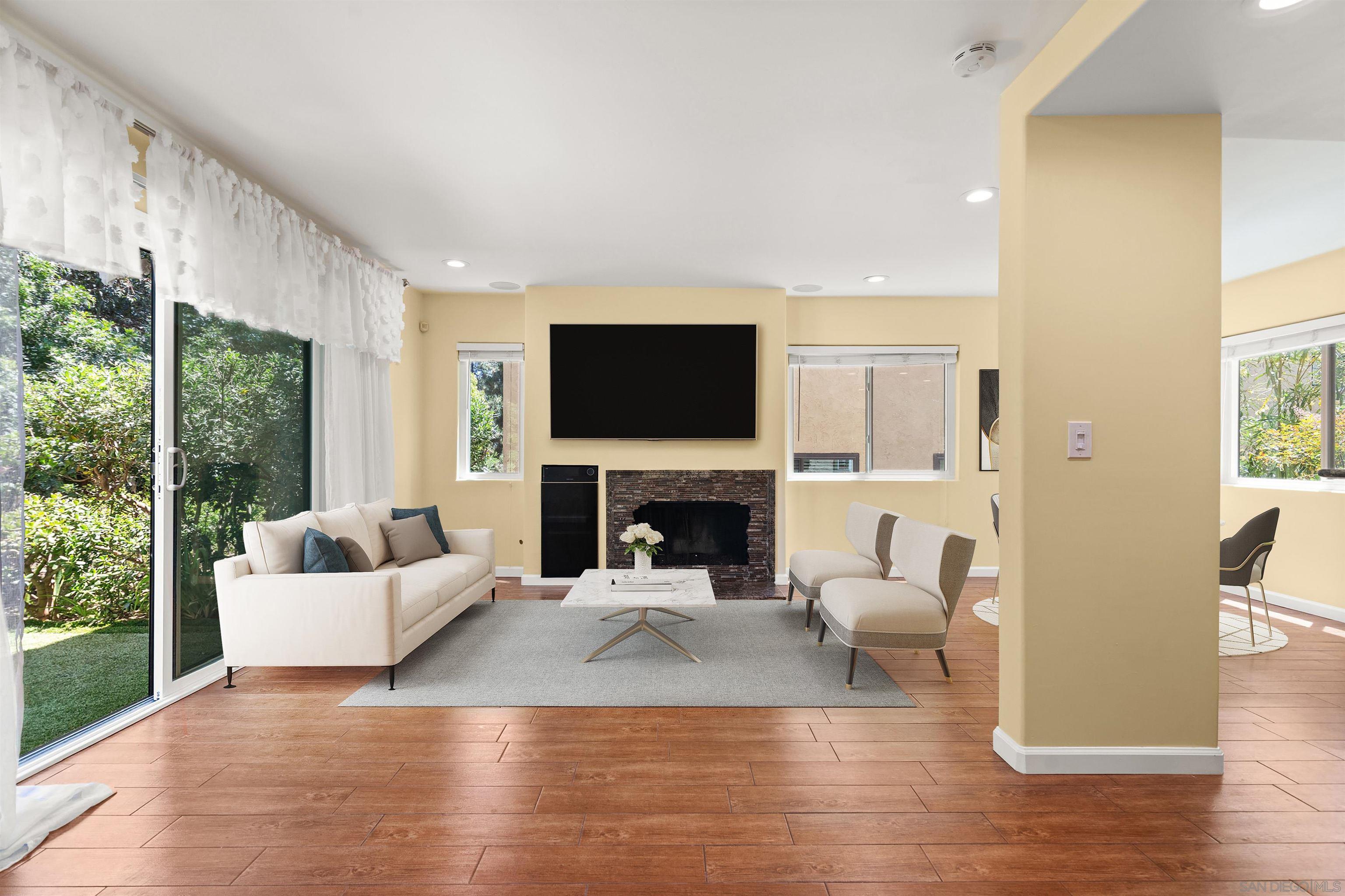 Front Image Thumbnail for SD250043379