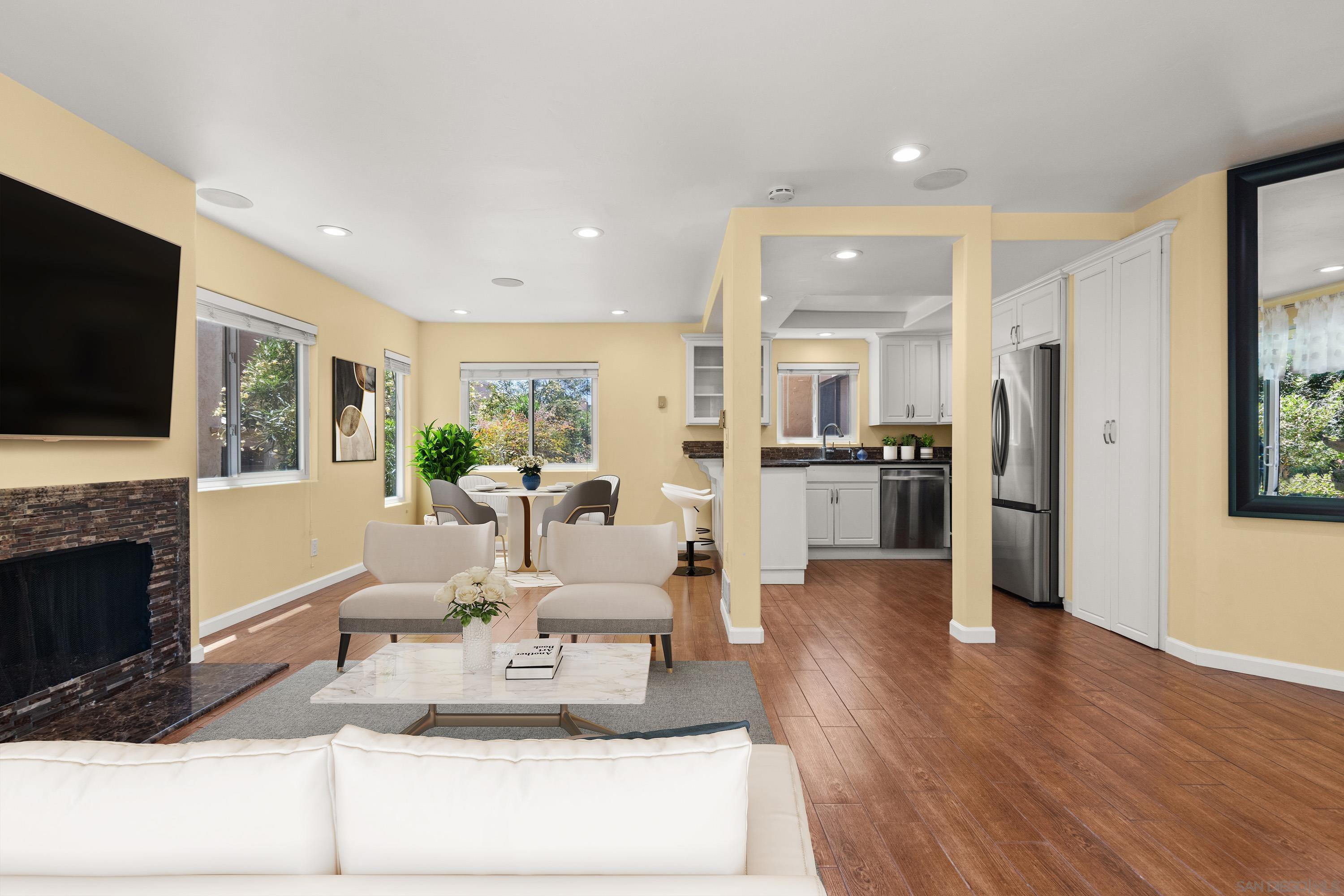 Detail Gallery Image 2 of 31 For 7969  Caminito Dia  #3, San Diego,  CA 92122 - 2 Beds | 1/1 Baths