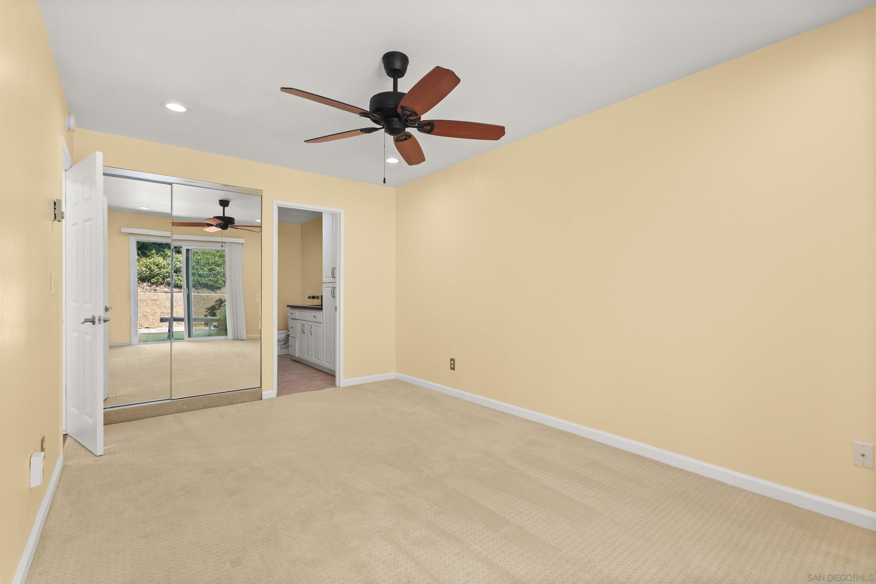 Detail Gallery Image 16 of 31 For 7969  Caminito Dia  #3, San Diego,  CA 92122 - 2 Beds | 1/1 Baths