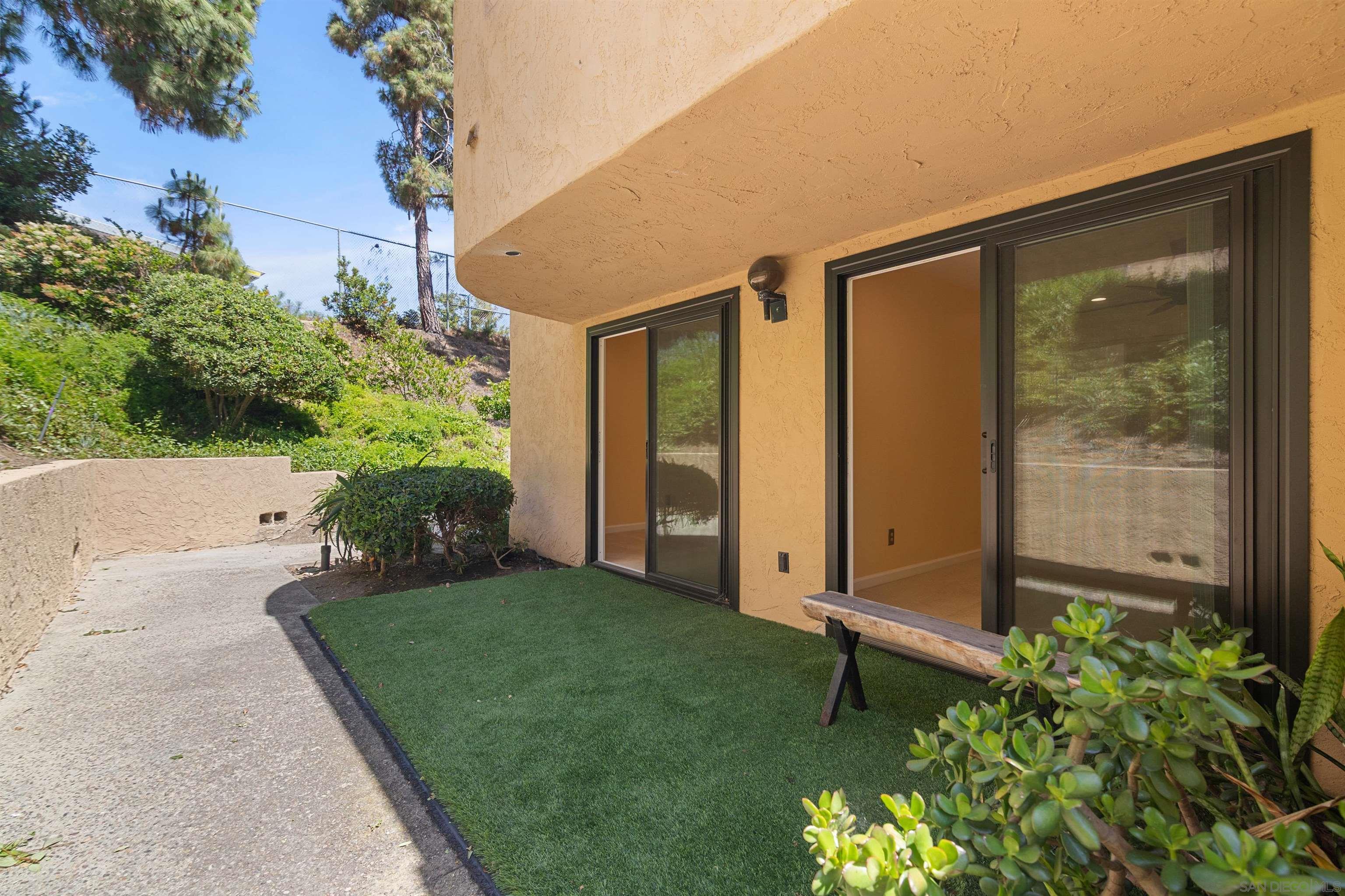 Detail Gallery Image 26 of 31 For 7969  Caminito Dia  #3, San Diego,  CA 92122 - 2 Beds | 1/1 Baths