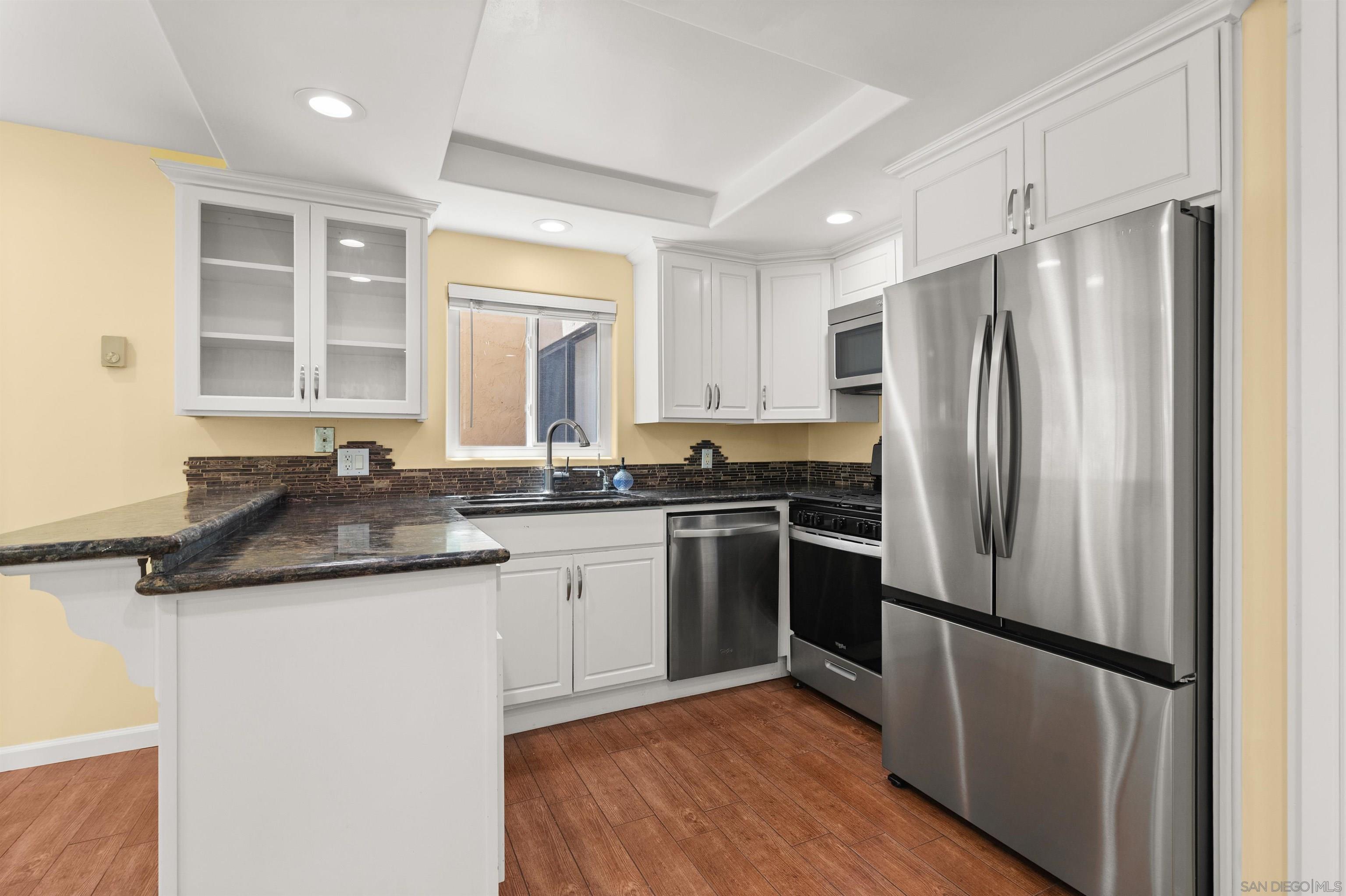 Detail Gallery Image 6 of 31 For 7969  Caminito Dia  #3, San Diego,  CA 92122 - 2 Beds | 1/1 Baths