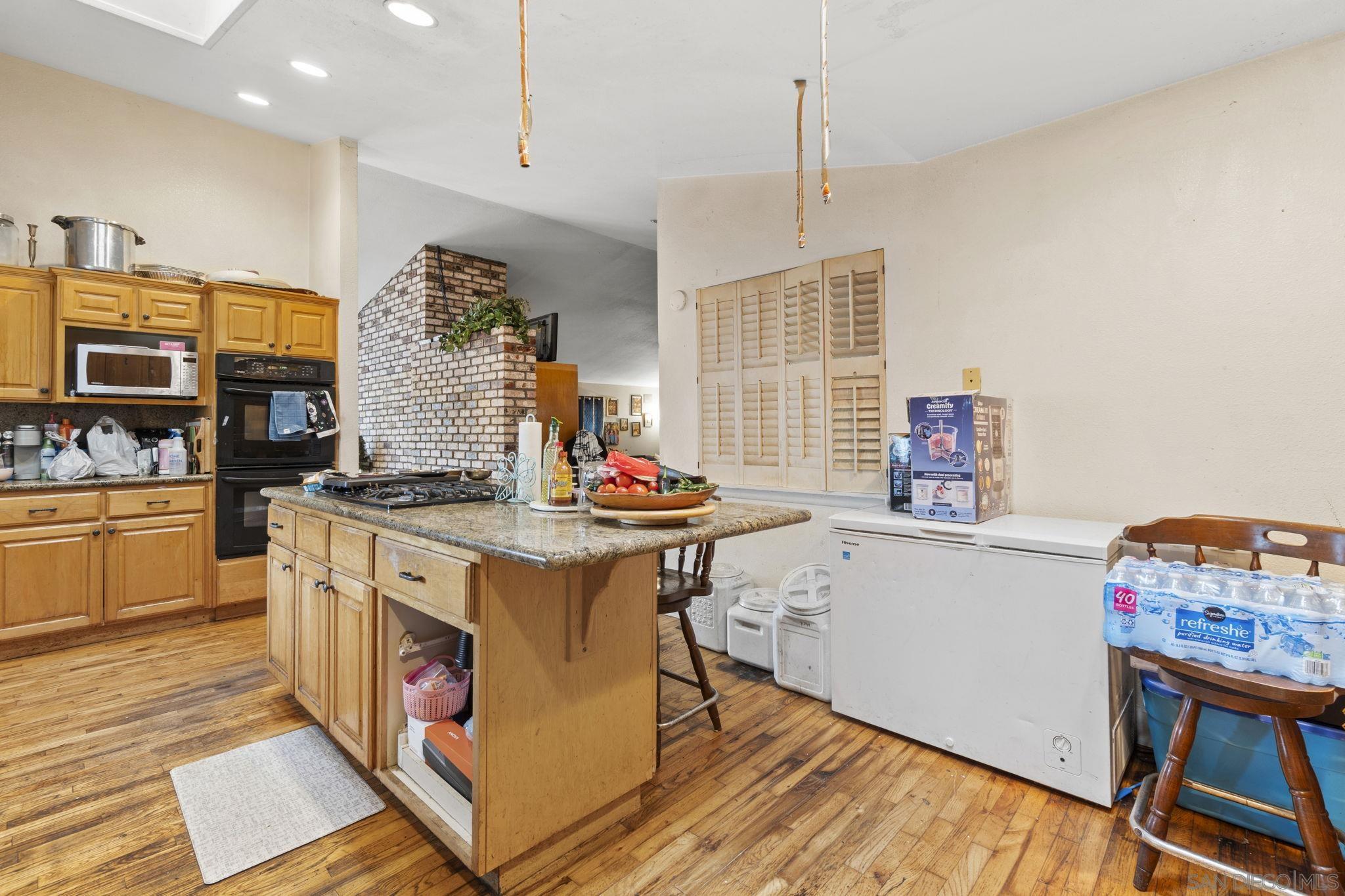 Detail Gallery Image 5 of 17 For 1297  Atterberry Ln, Fortuna,  CA 95540 - 3 Beds | 2 Baths