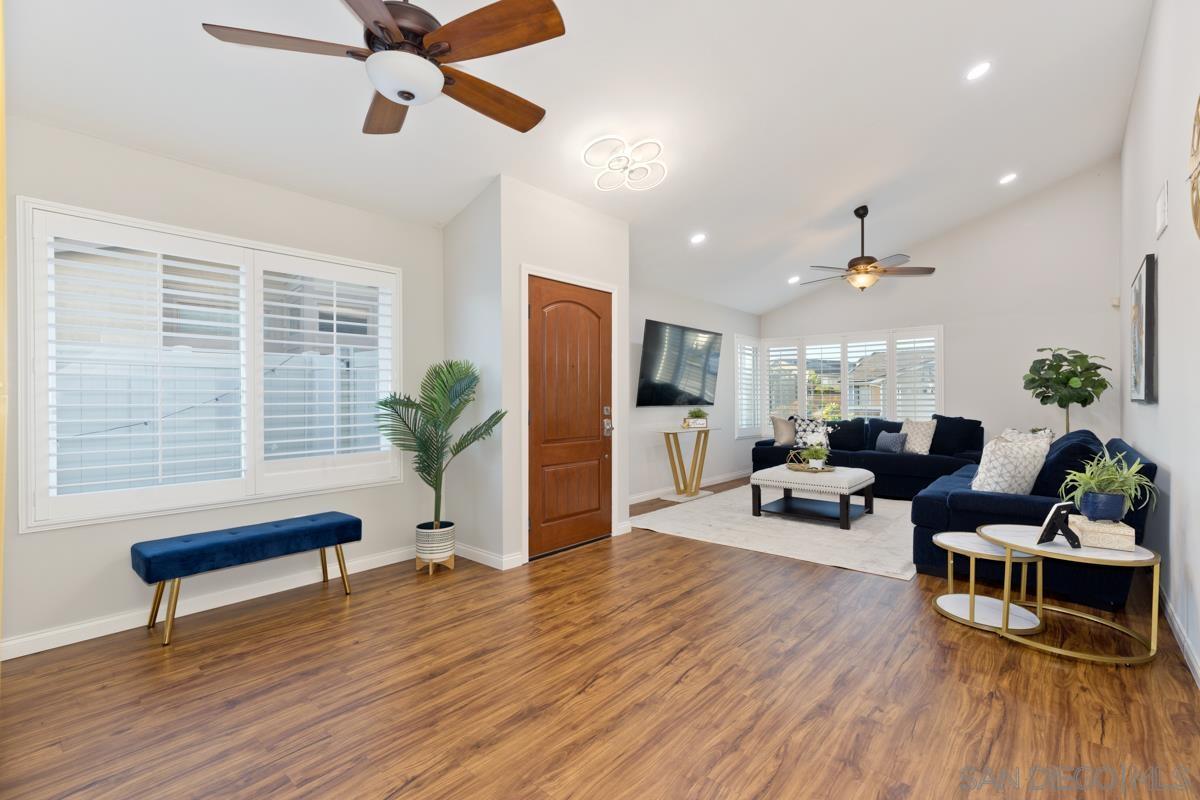 Detail Gallery Image 5 of 45 For 9531  Bayamon Road, San Diego,  CA 92129 - 4 Beds | 3 Baths