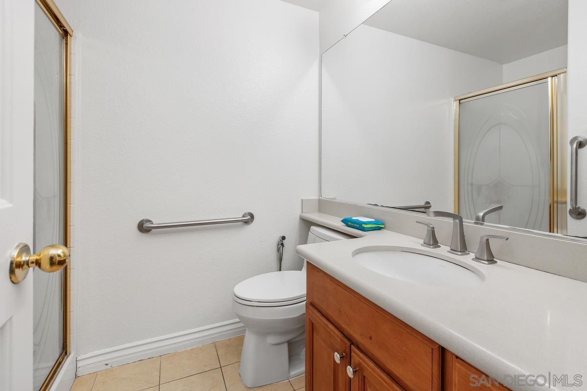 Detail Gallery Image 13 of 33 For 12368  Caminito Vibrante, San Diego,  CA 92131 - 3 Beds | 2/1 Baths