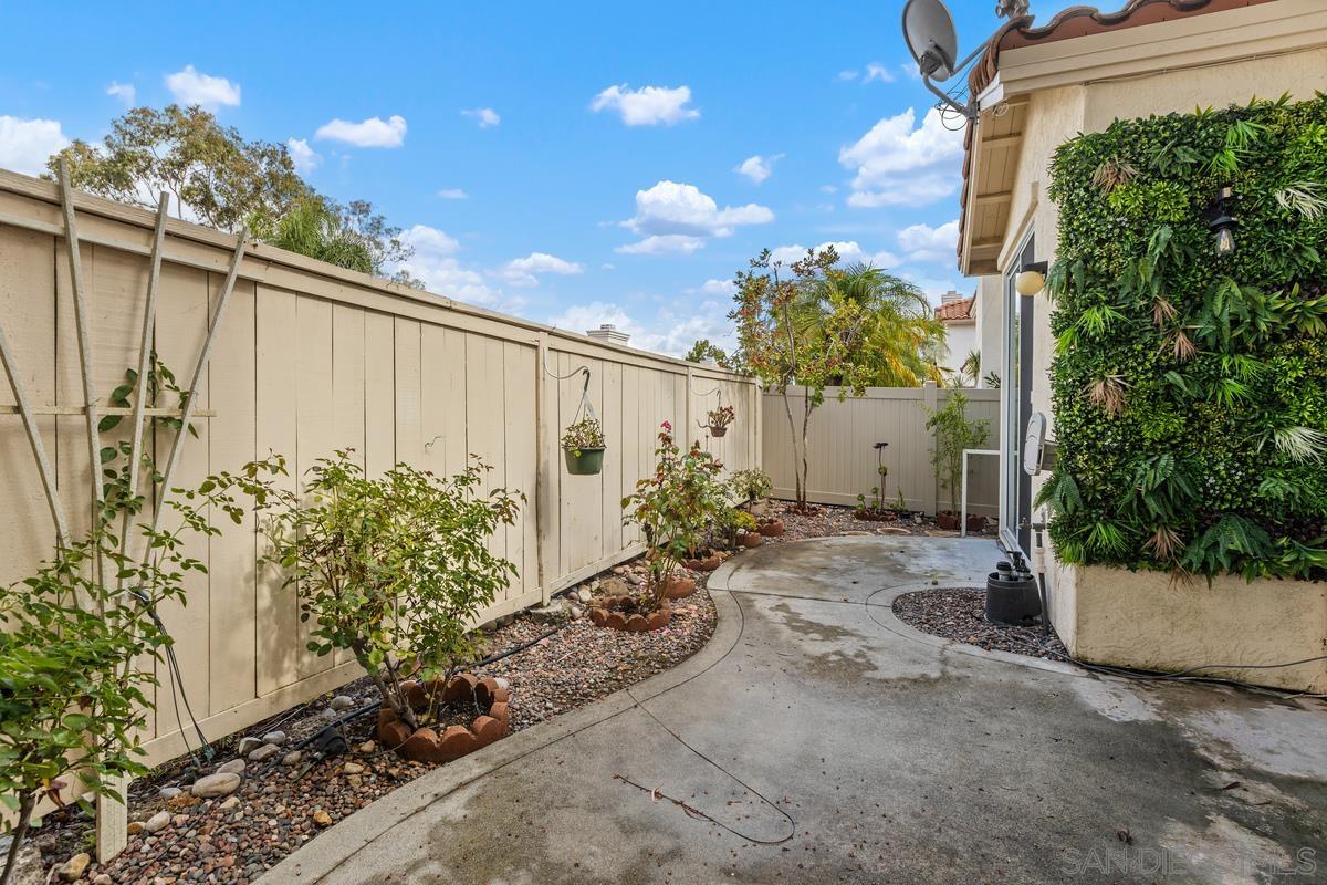 Detail Gallery Image 25 of 33 For 12368  Caminito Vibrante, San Diego,  CA 92131 - 3 Beds | 2/1 Baths