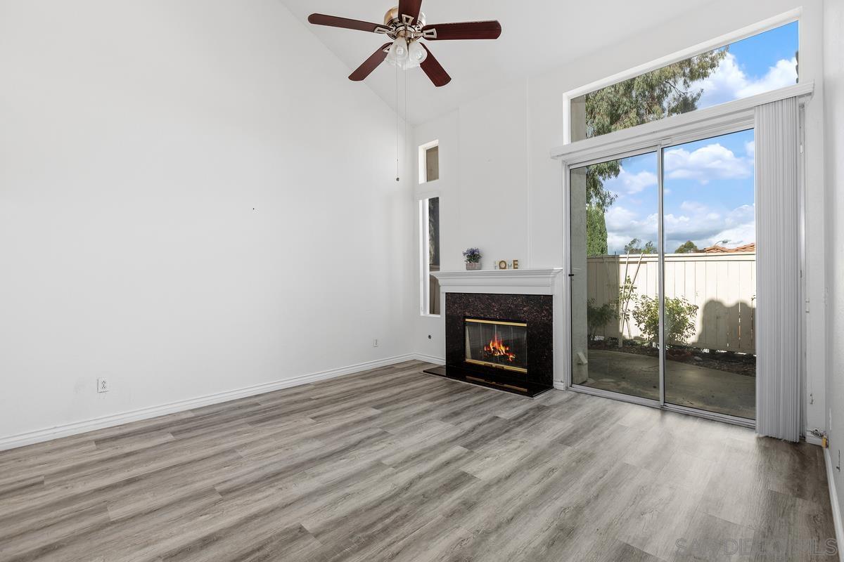 Detail Gallery Image 6 of 33 For 12368  Caminito Vibrante, San Diego,  CA 92131 - 3 Beds | 2/1 Baths