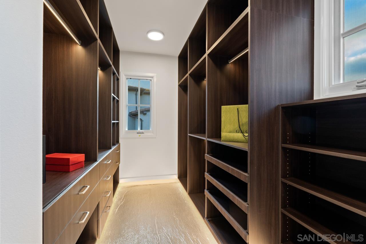 Detail Gallery Image 35 of 64 For 18238  Avenida Apice, Rancho Santa Fe,  CA 92067 - 4 Beds | 4/1 Baths