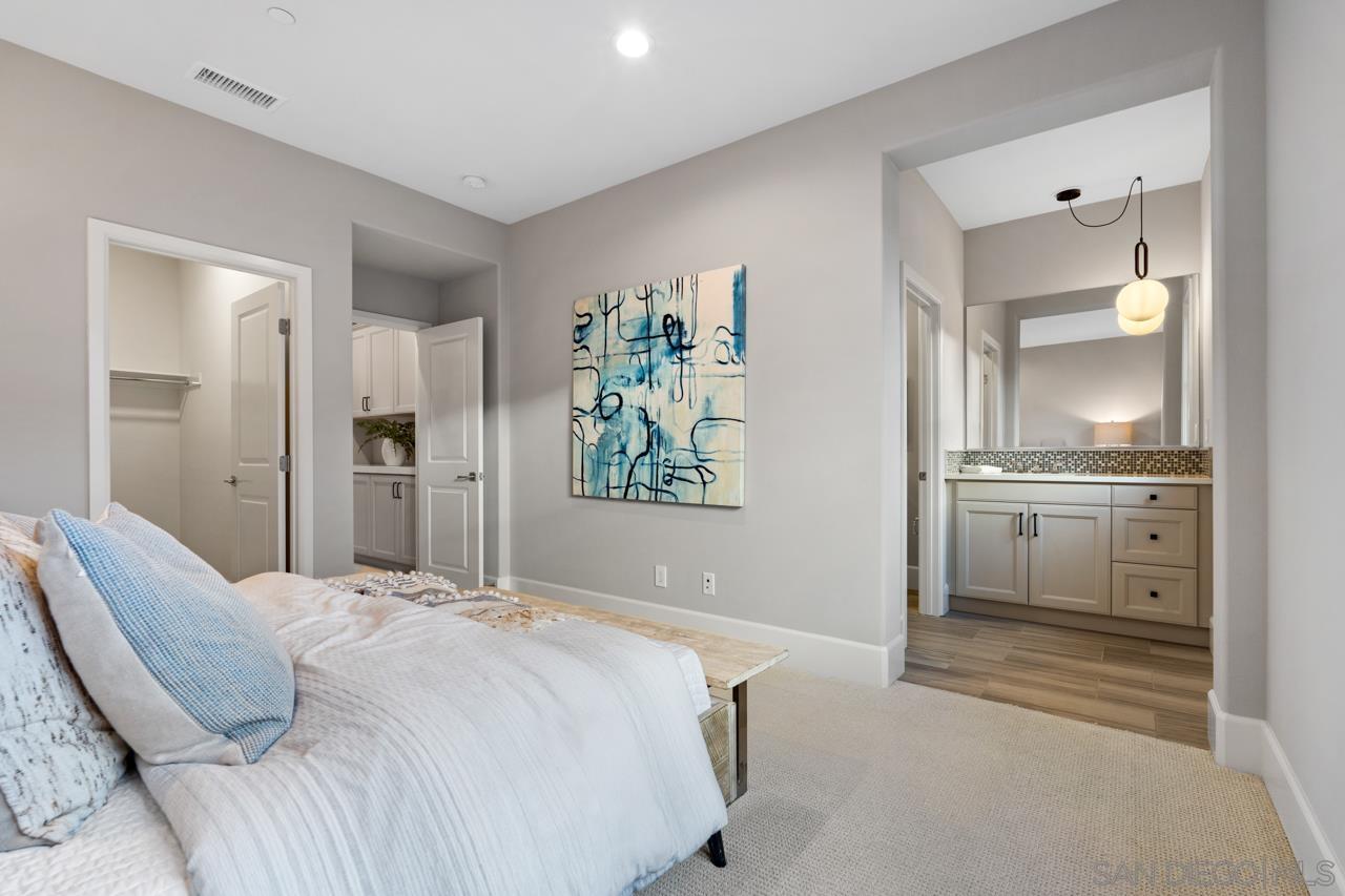 Detail Gallery Image 37 of 64 For 18238  Avenida Apice, Rancho Santa Fe,  CA 92067 - 4 Beds | 4/1 Baths