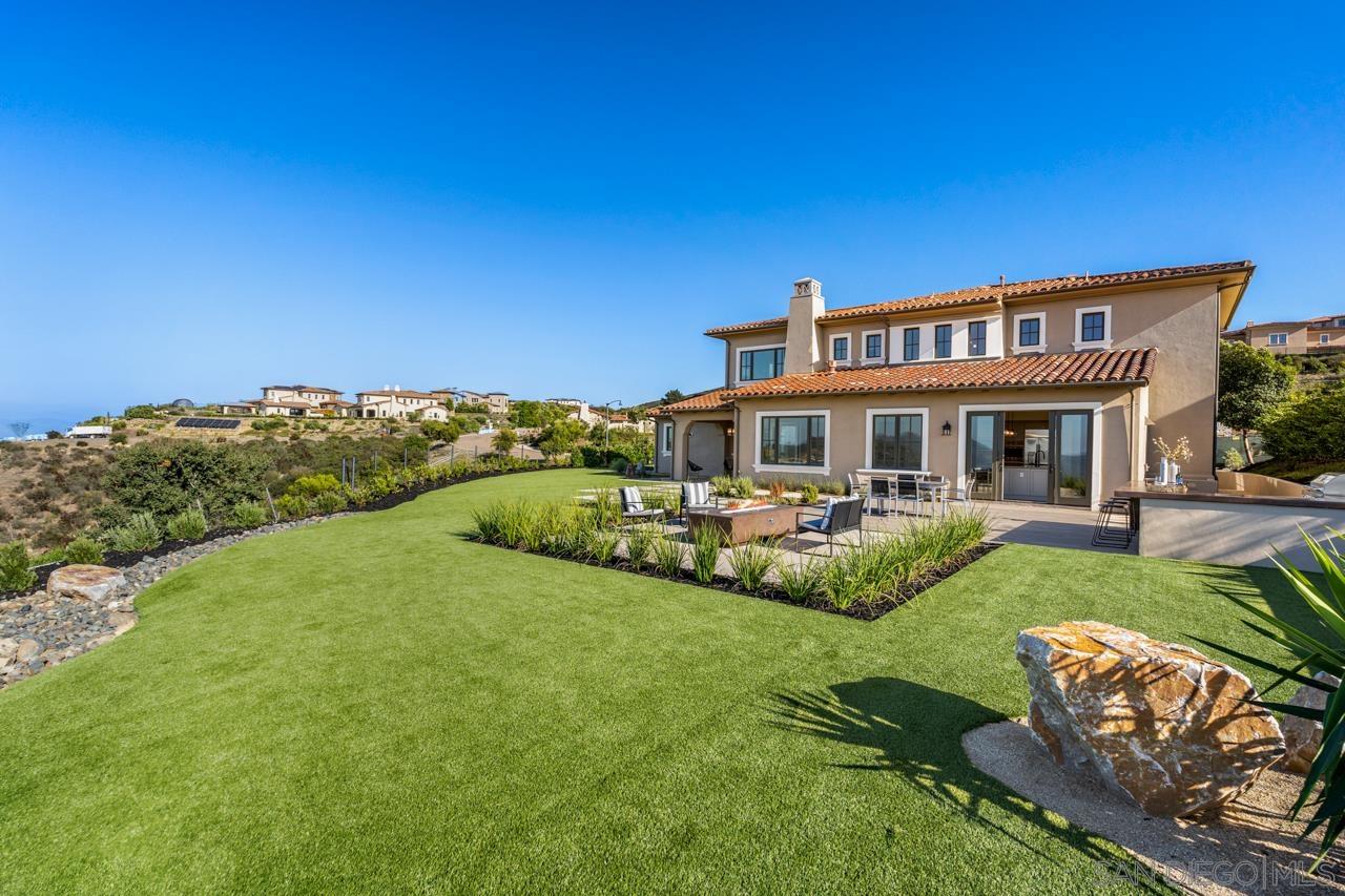 Detail Gallery Image 5 of 64 For 18238  Avenida Apice, Rancho Santa Fe,  CA 92067 - 4 Beds | 4/1 Baths