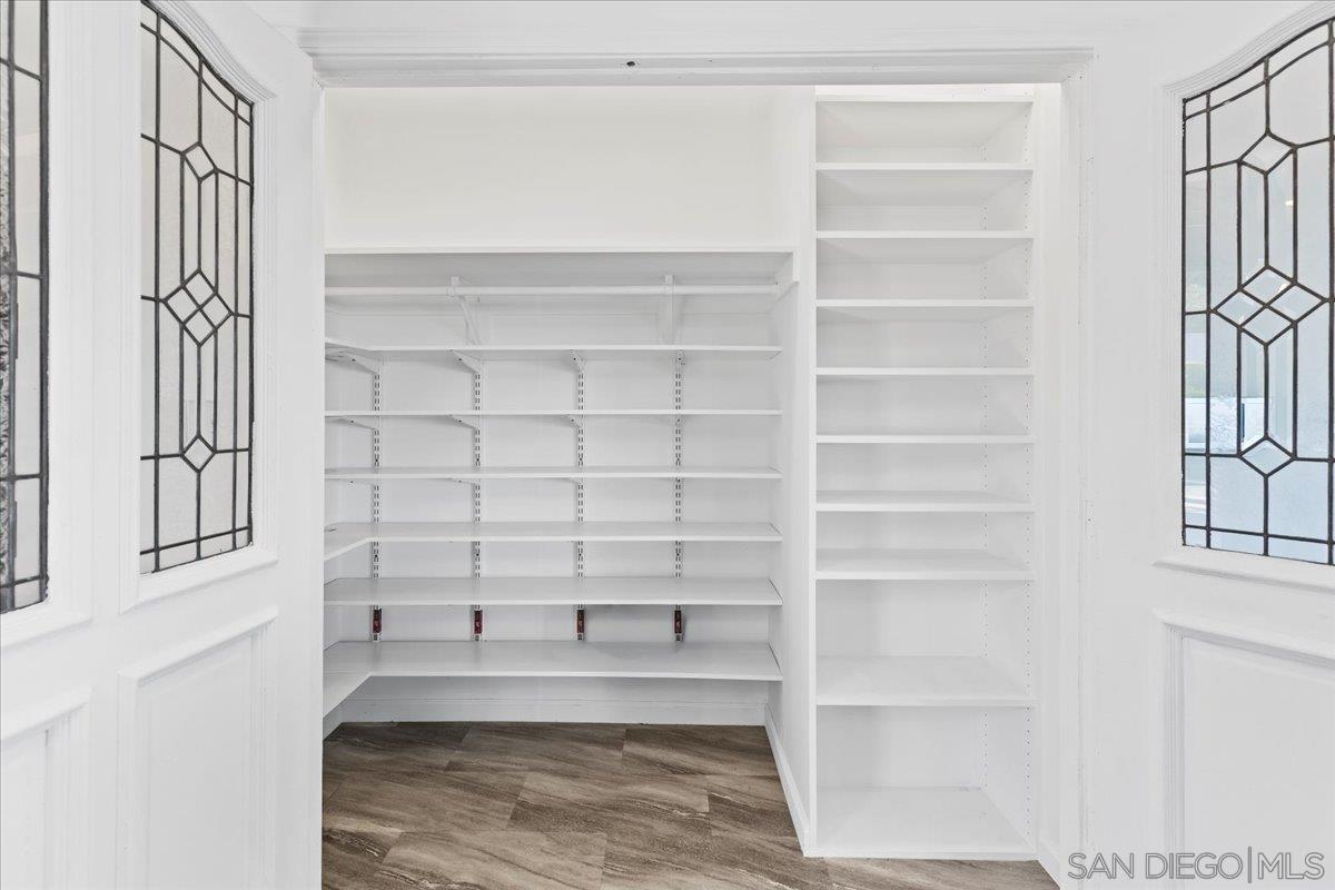 Detail Gallery Image 11 of 69 For 5030  Helix Ter, La Mesa,  CA 91941 - 4 Beds | 2 Baths