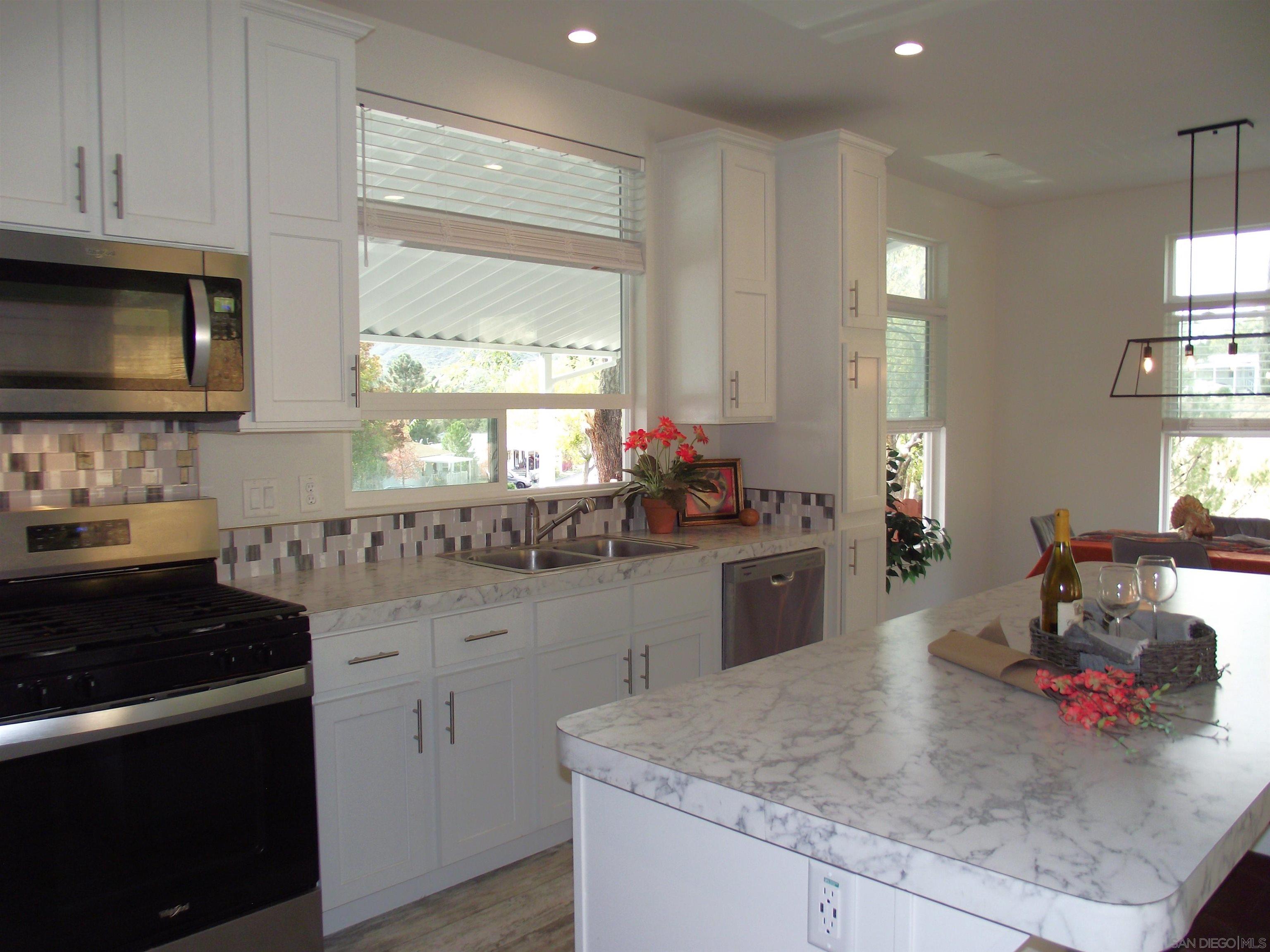 Detail Gallery Image 14 of 62 For 35109  Highway 79  Space #10,  Warner Springs,  CA 92086 - 3 Beds | 2 Baths