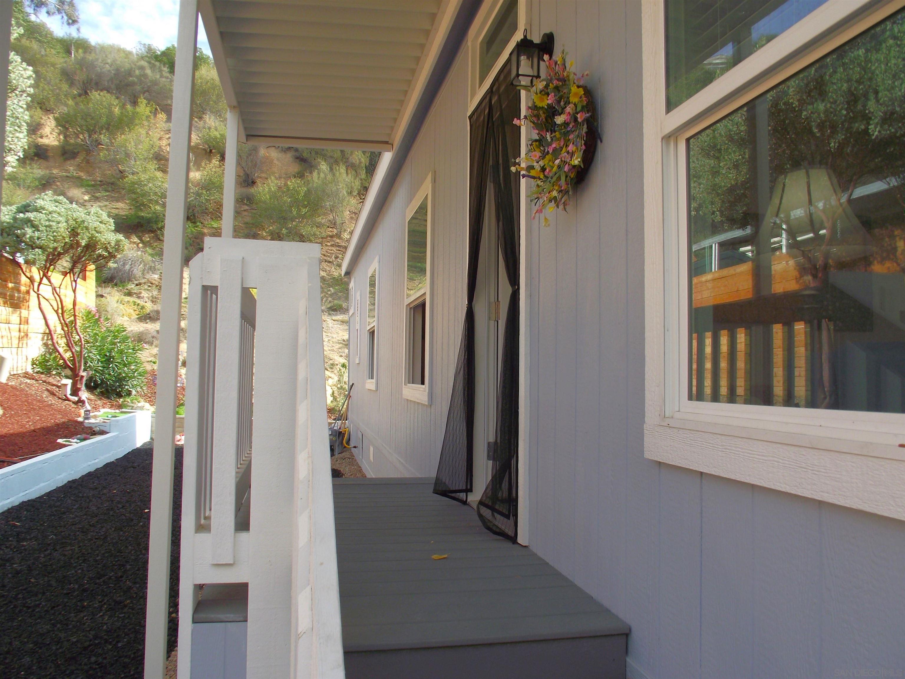 Detail Gallery Image 7 of 69 For 35109  Highway 79  Space #10,  Warner Springs,  CA 92086 - 3 Beds | 2 Baths