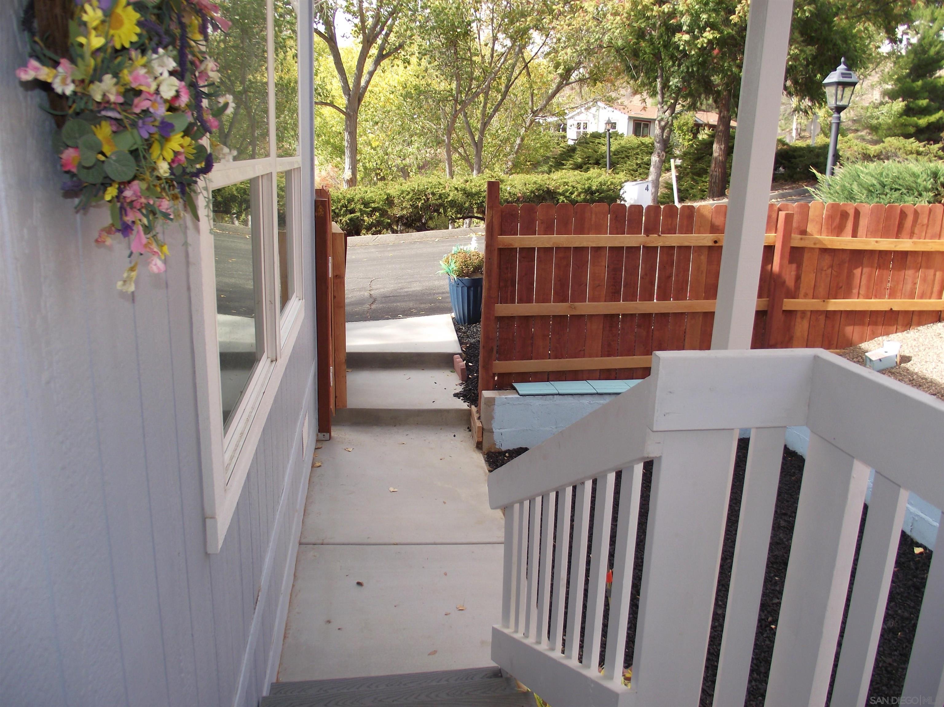 Detail Gallery Image 8 of 69 For 35109  Highway 79  Space #10,  Warner Springs,  CA 92086 - 3 Beds | 2 Baths