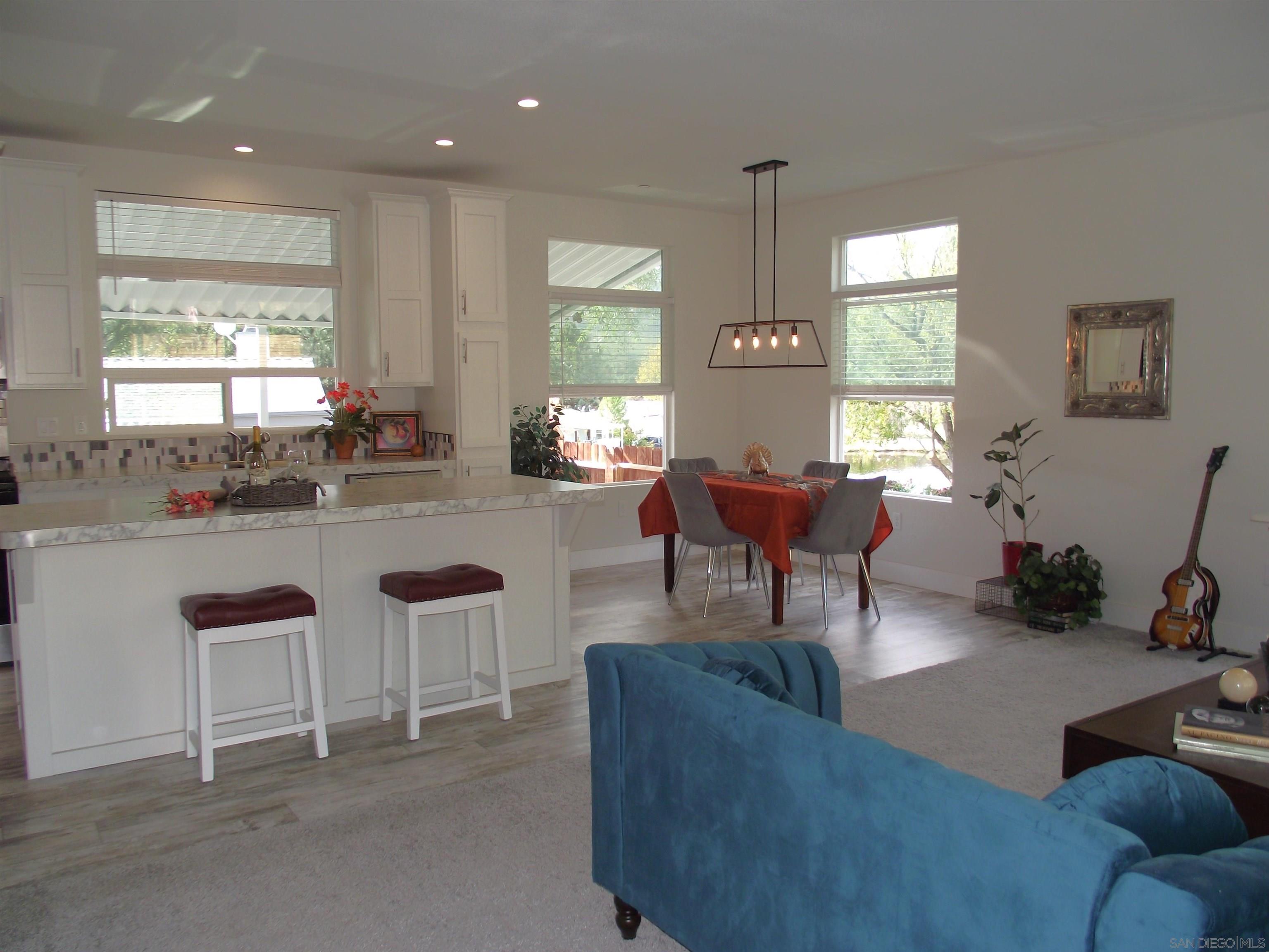 Detail Gallery Image 10 of 69 For 35109  Highway 79  Space #10,  Warner Springs,  CA 92086 - 3 Beds | 2 Baths