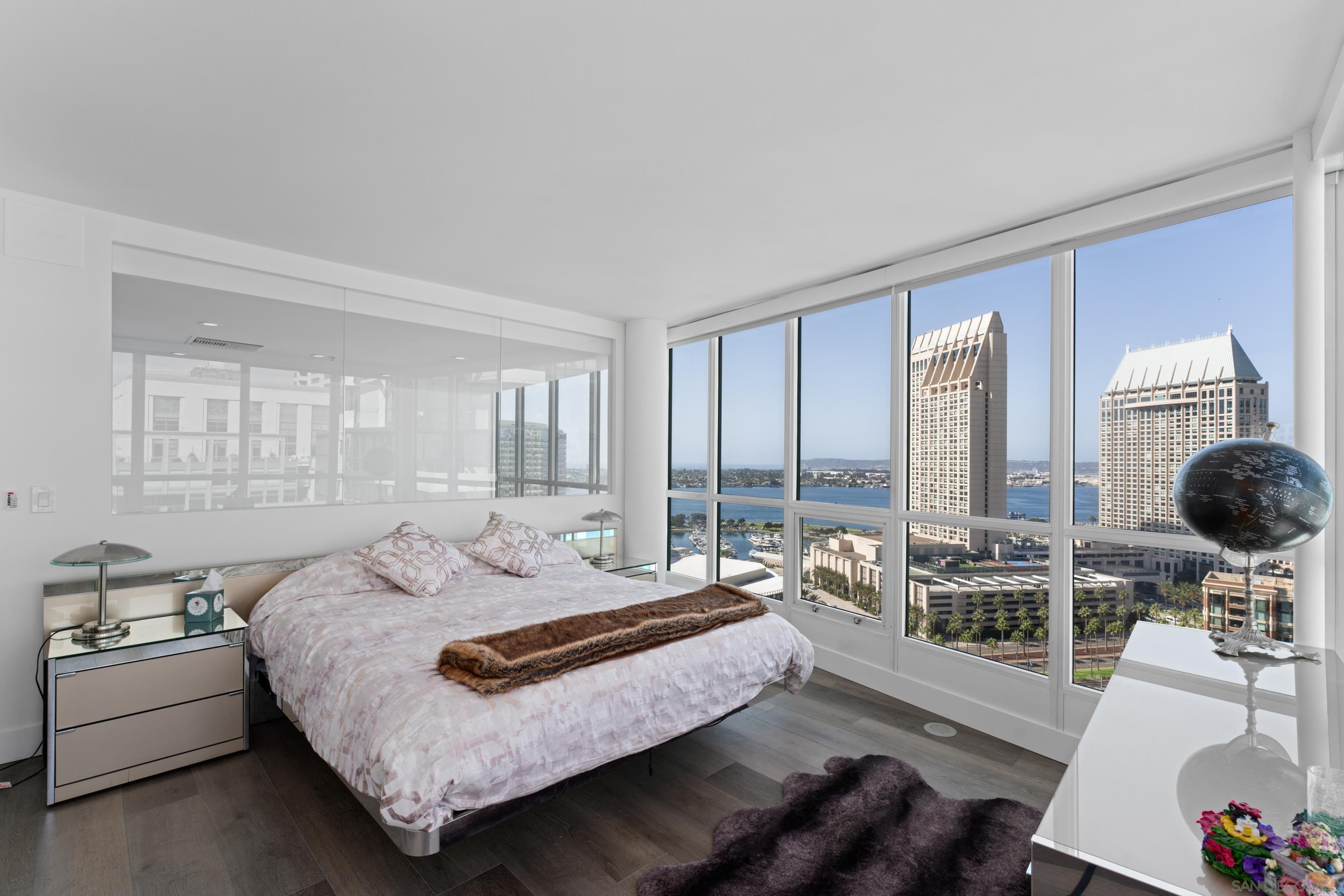 Detail Gallery Image 26 of 73 For 510  1st Ave  2204, San Diego,  CA 92101 - 3 Beds | 3 Baths