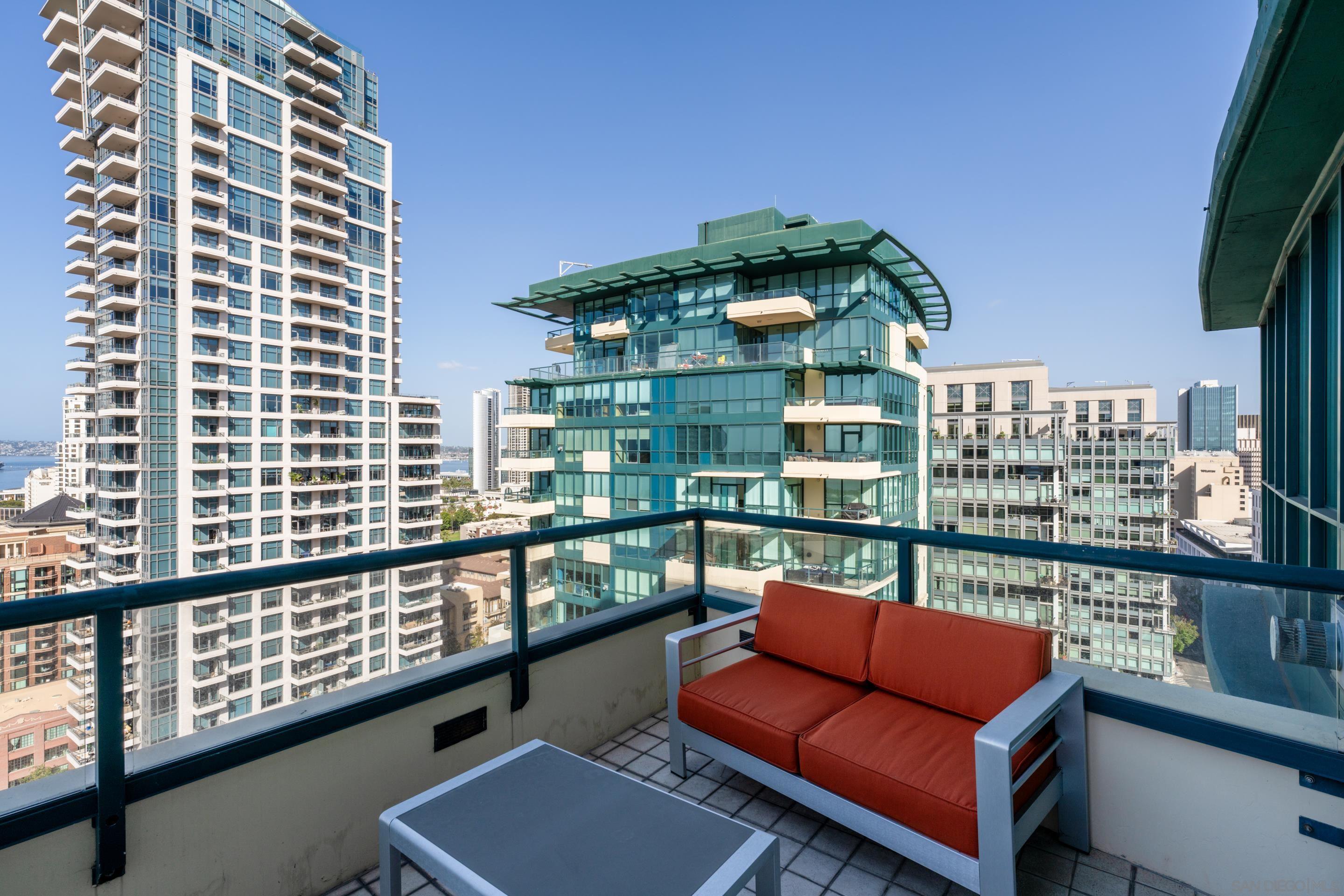 Detail Gallery Image 34 of 73 For 510  1st Ave  2204, San Diego,  CA 92101 - 3 Beds | 3 Baths