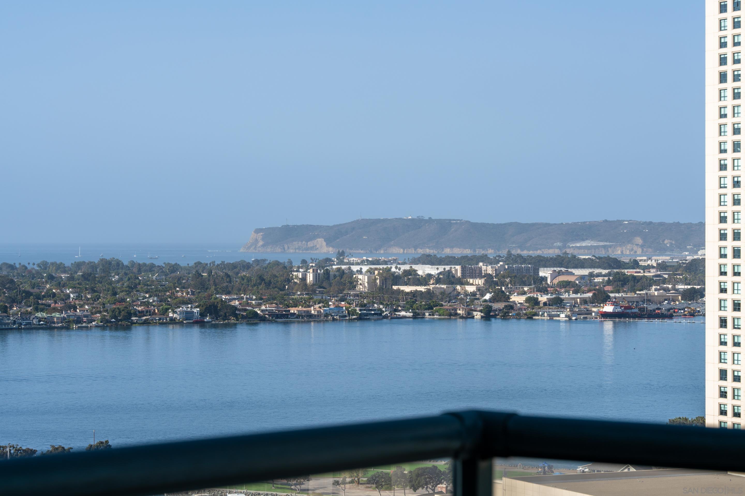Detail Gallery Image 35 of 73 For 510  1st Ave  2204, San Diego,  CA 92101 - 3 Beds | 3 Baths
