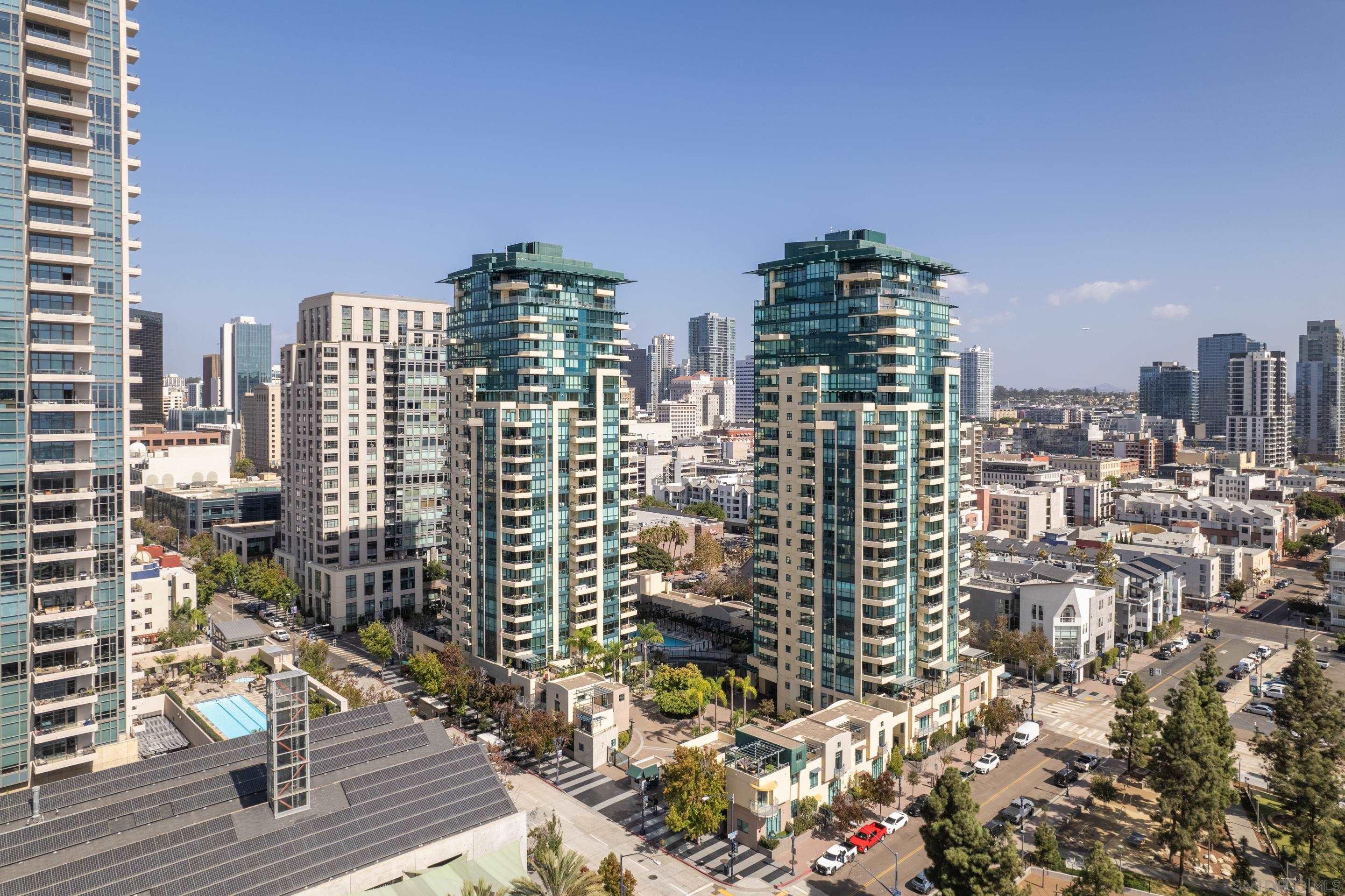 Detail Gallery Image 42 of 73 For 510  1st Ave  2204, San Diego,  CA 92101 - 3 Beds | 3 Baths