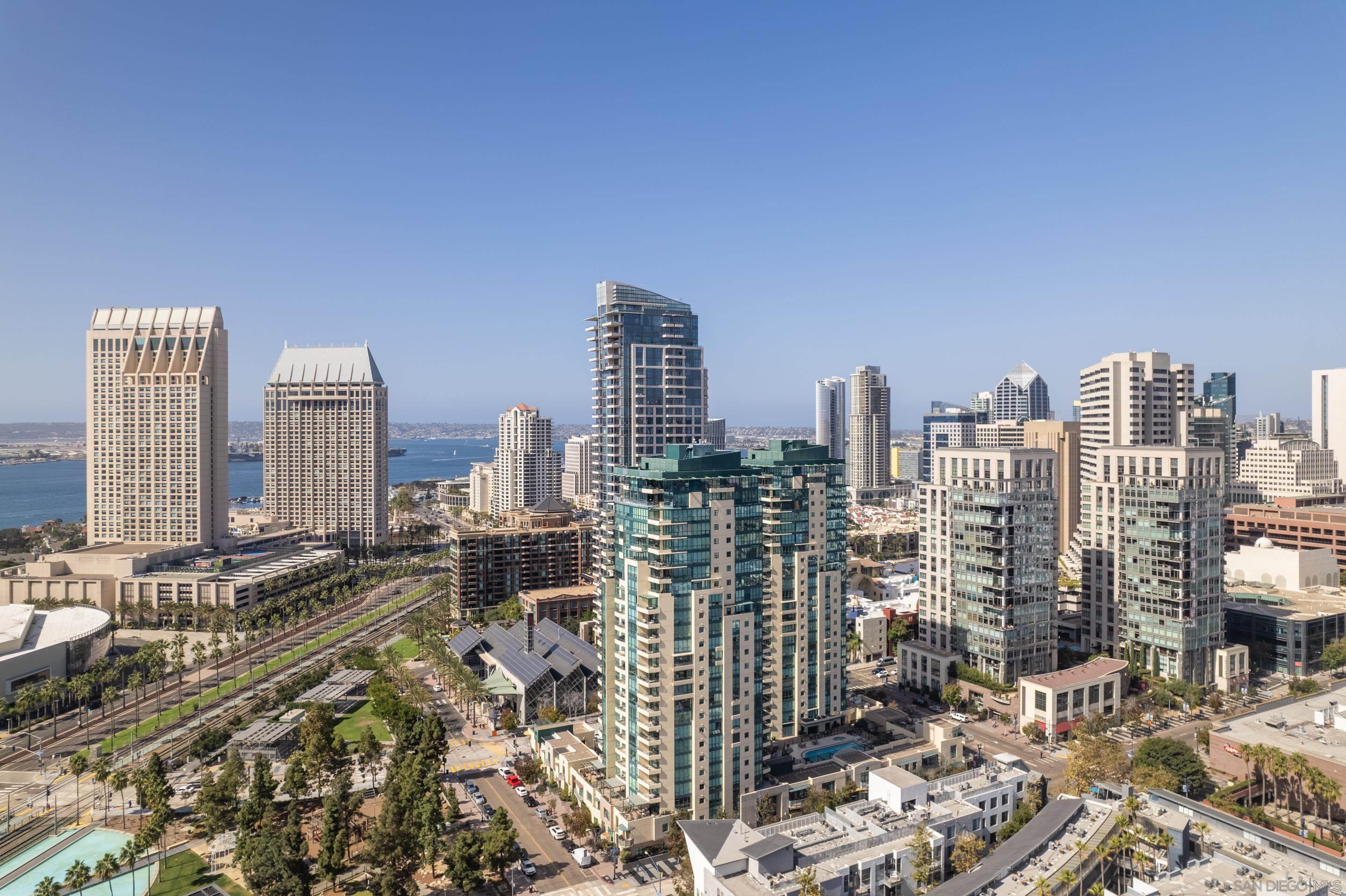 Detail Gallery Image 47 of 73 For 510  1st Ave  2204, San Diego,  CA 92101 - 3 Beds | 3 Baths