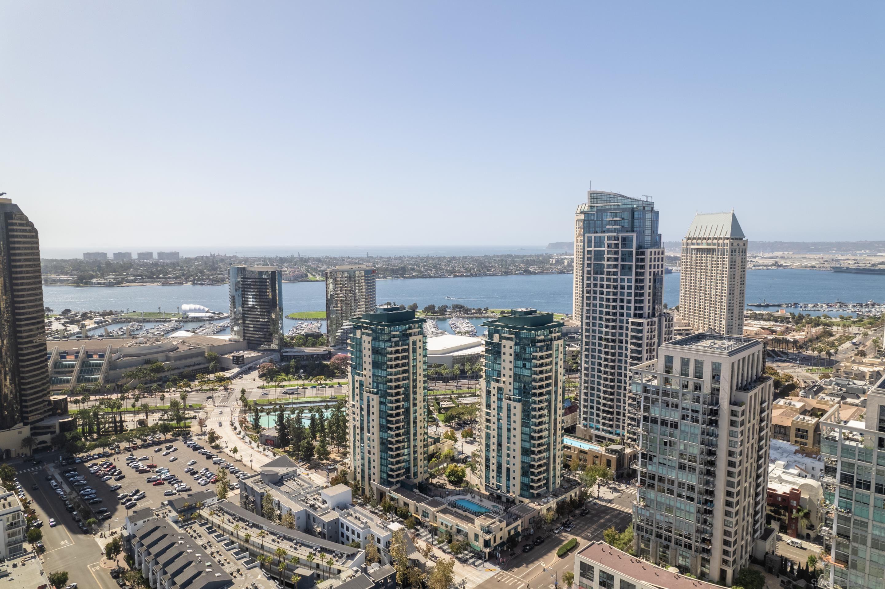 Detail Gallery Image 52 of 73 For 510  1st Ave  2204, San Diego,  CA 92101 - 3 Beds | 3 Baths