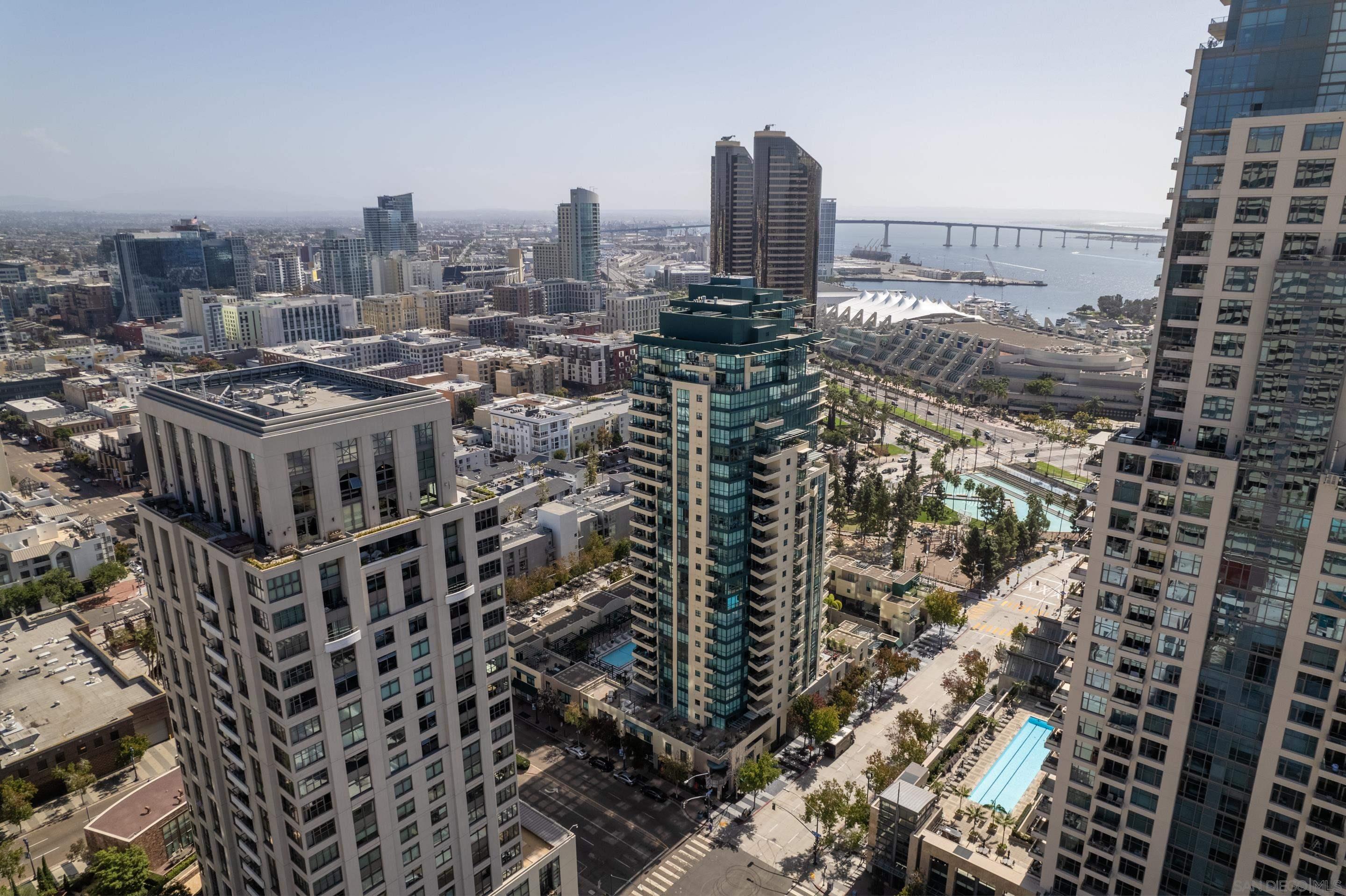 Detail Gallery Image 60 of 73 For 510  1st Ave  2204, San Diego,  CA 92101 - 3 Beds | 3 Baths