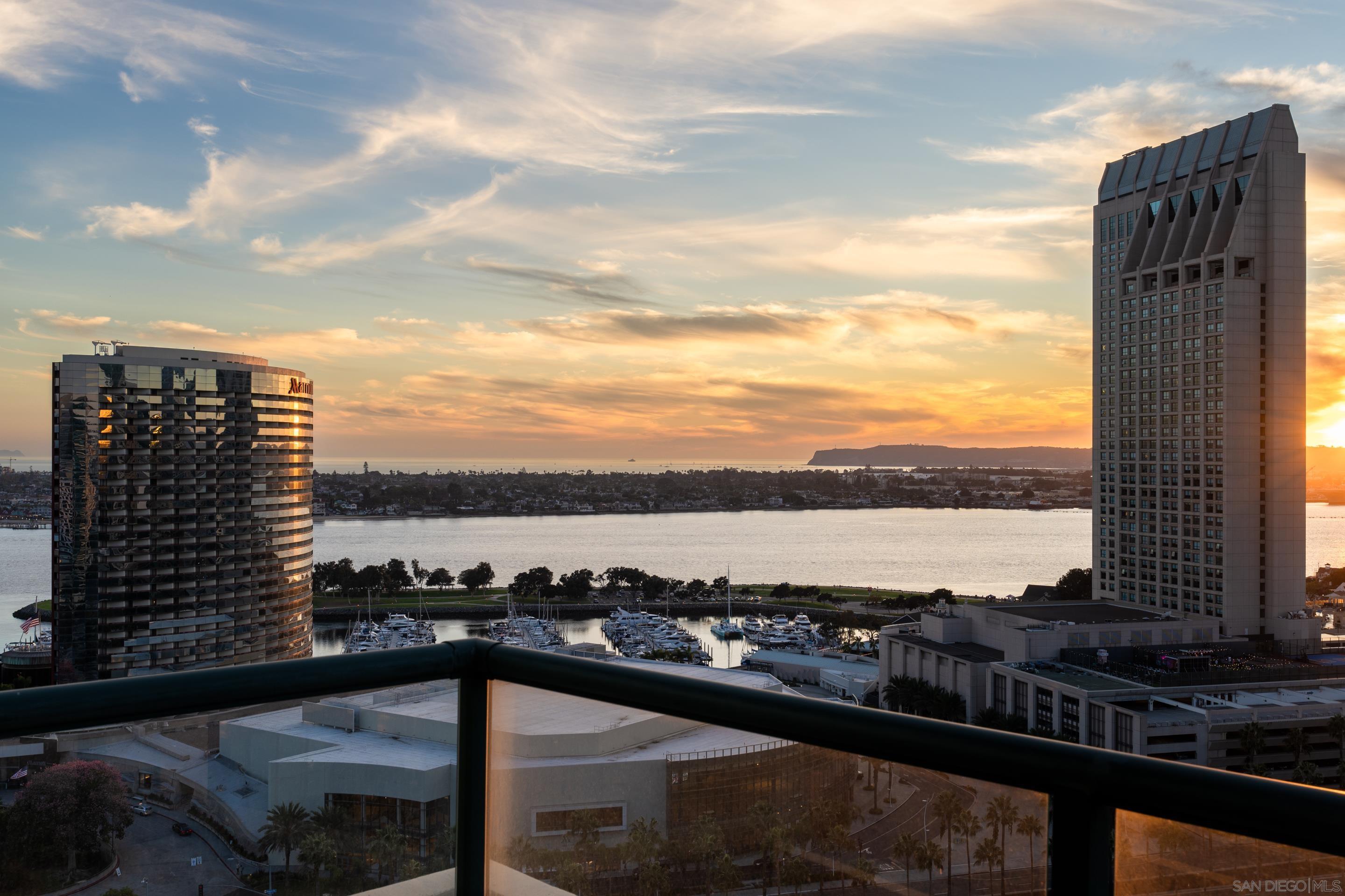 Detail Gallery Image 71 of 73 For 510  1st Ave  2204, San Diego,  CA 92101 - 3 Beds | 3 Baths