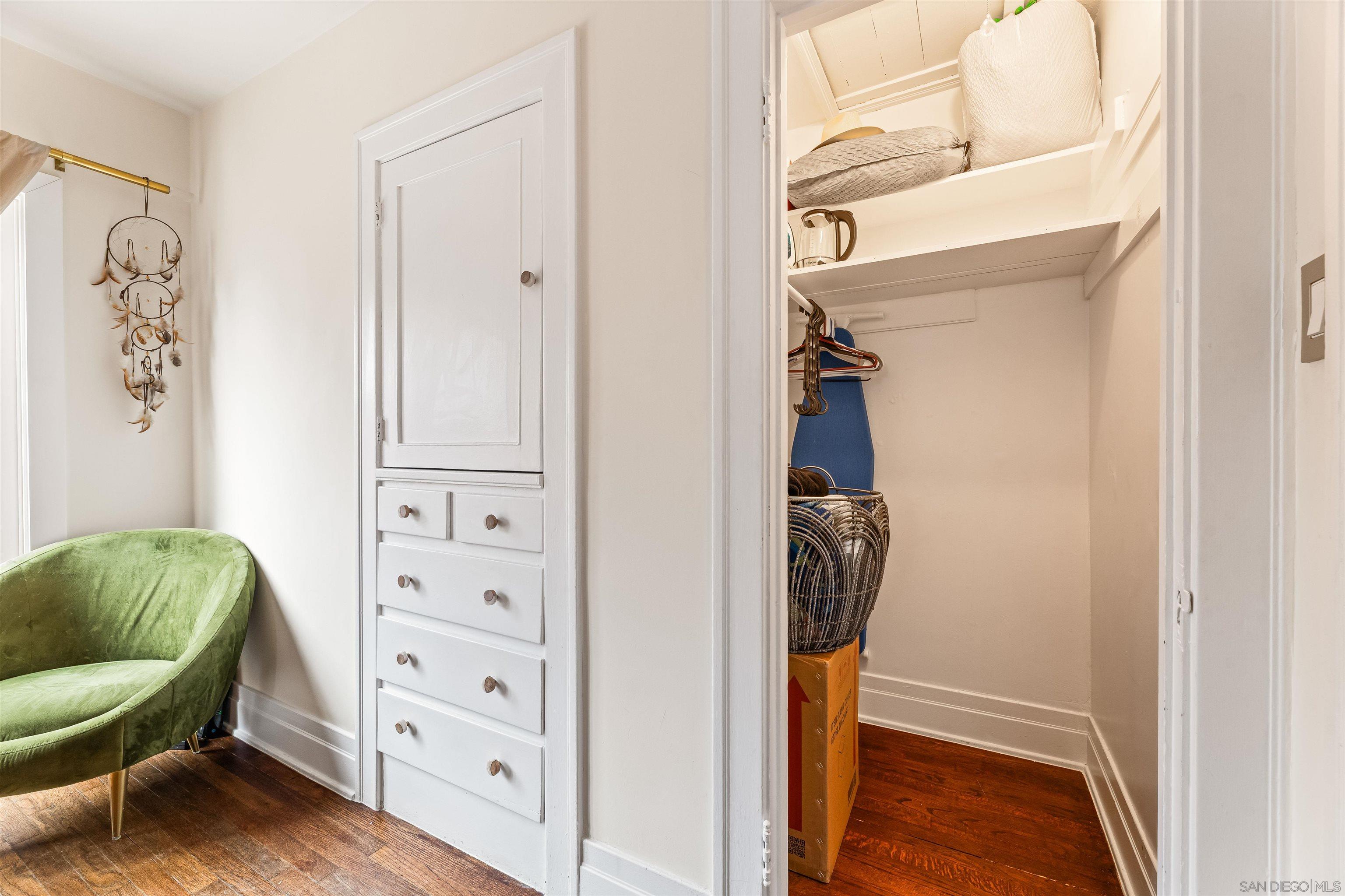 Detail Gallery Image 10 of 31 For 11202  Emelita, North Hollywood,  CA 91601 - 2 Beds | 1 Baths