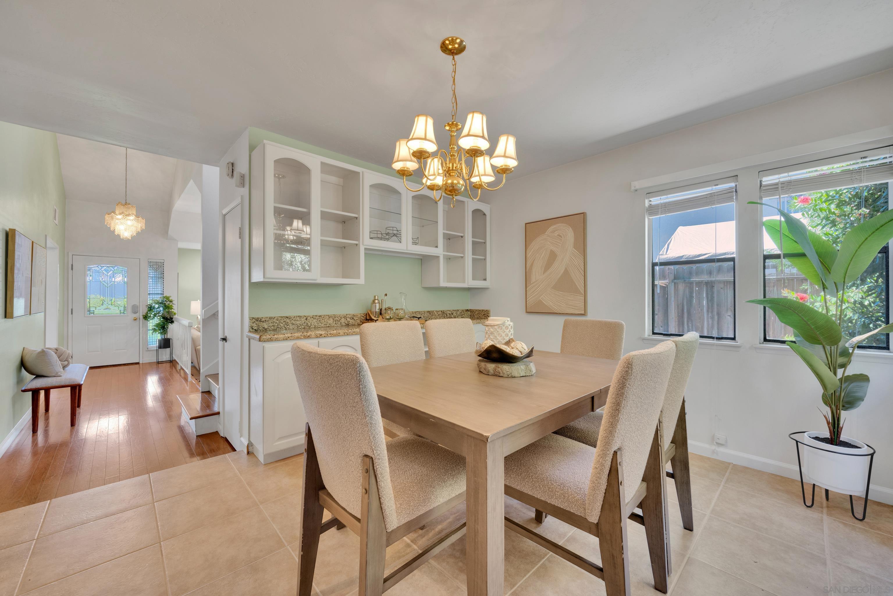 Detail Gallery Image 10 of 60 For 2010  Palsero Ave, Escondido,  CA 92029 - 4 Beds | 3 Baths