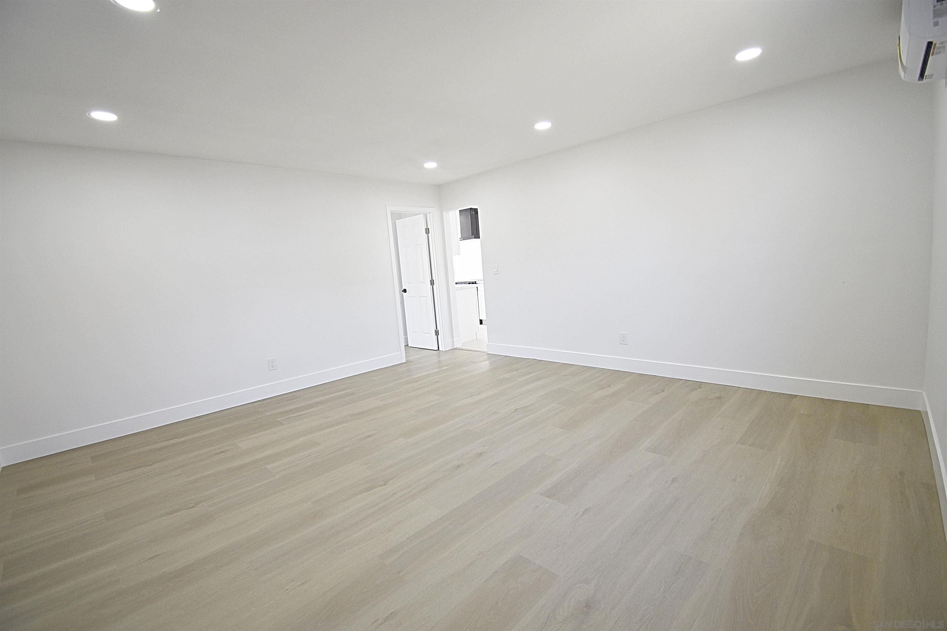 Detail Gallery Image 17 of 49 For 4772  Mount Gaywas, San Diego,  CA 92117 - 5 Beds | 2 Baths