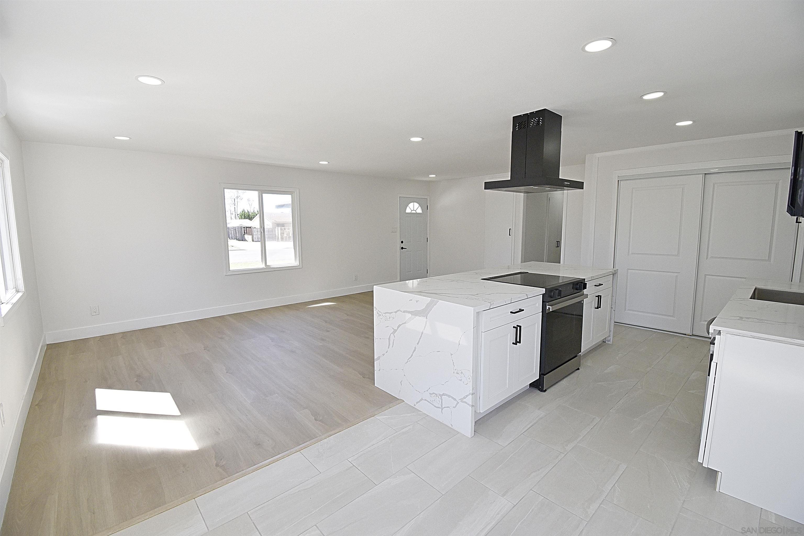 Detail Gallery Image 8 of 49 For 4772  Mount Gaywas, San Diego,  CA 92117 - 5 Beds | 2 Baths