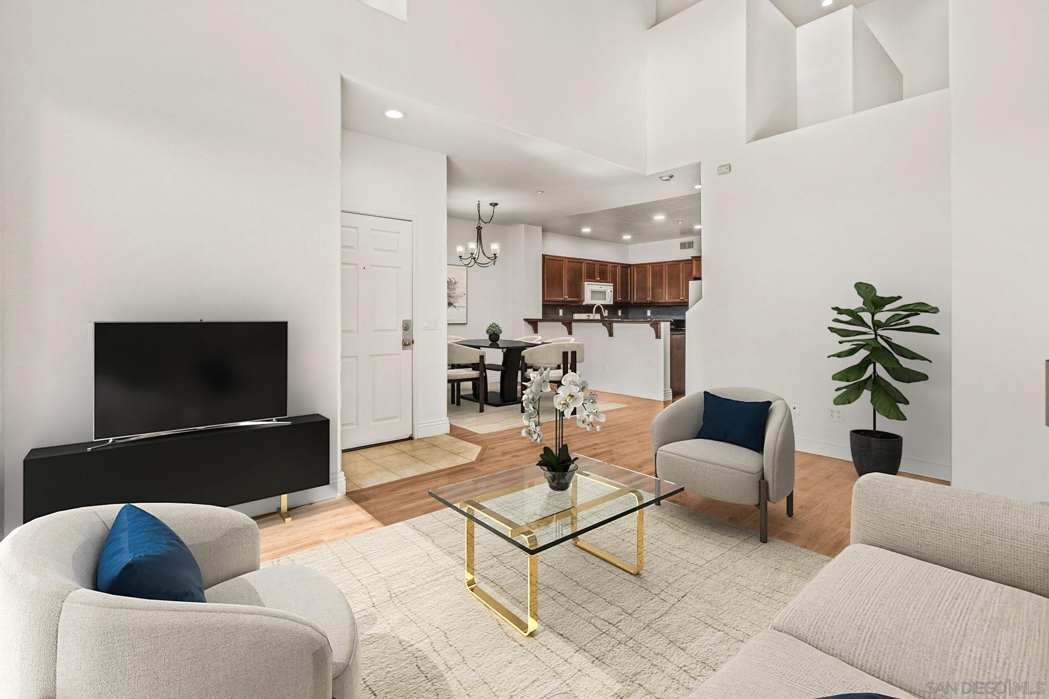 Detail Gallery Image 4 of 23 For 5447  Soho View Ter, San Diego,  CA 92105 - 3 Beds | 2/1 Baths