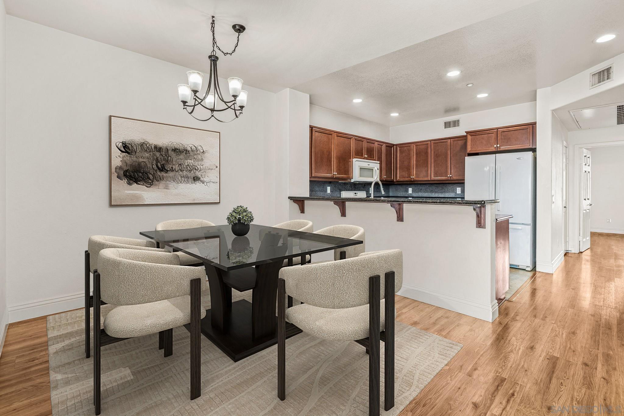 Detail Gallery Image 5 of 23 For 5447  Soho View Ter, San Diego,  CA 92105 - 3 Beds | 2/1 Baths