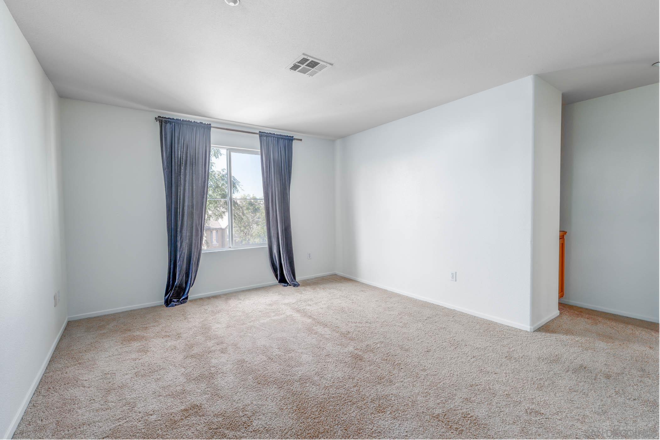 Detail Gallery Image 11 of 30 For 1648  Sweet Gum Place, Chula Vista,  CA 91915 - 3 Beds | 3 Baths