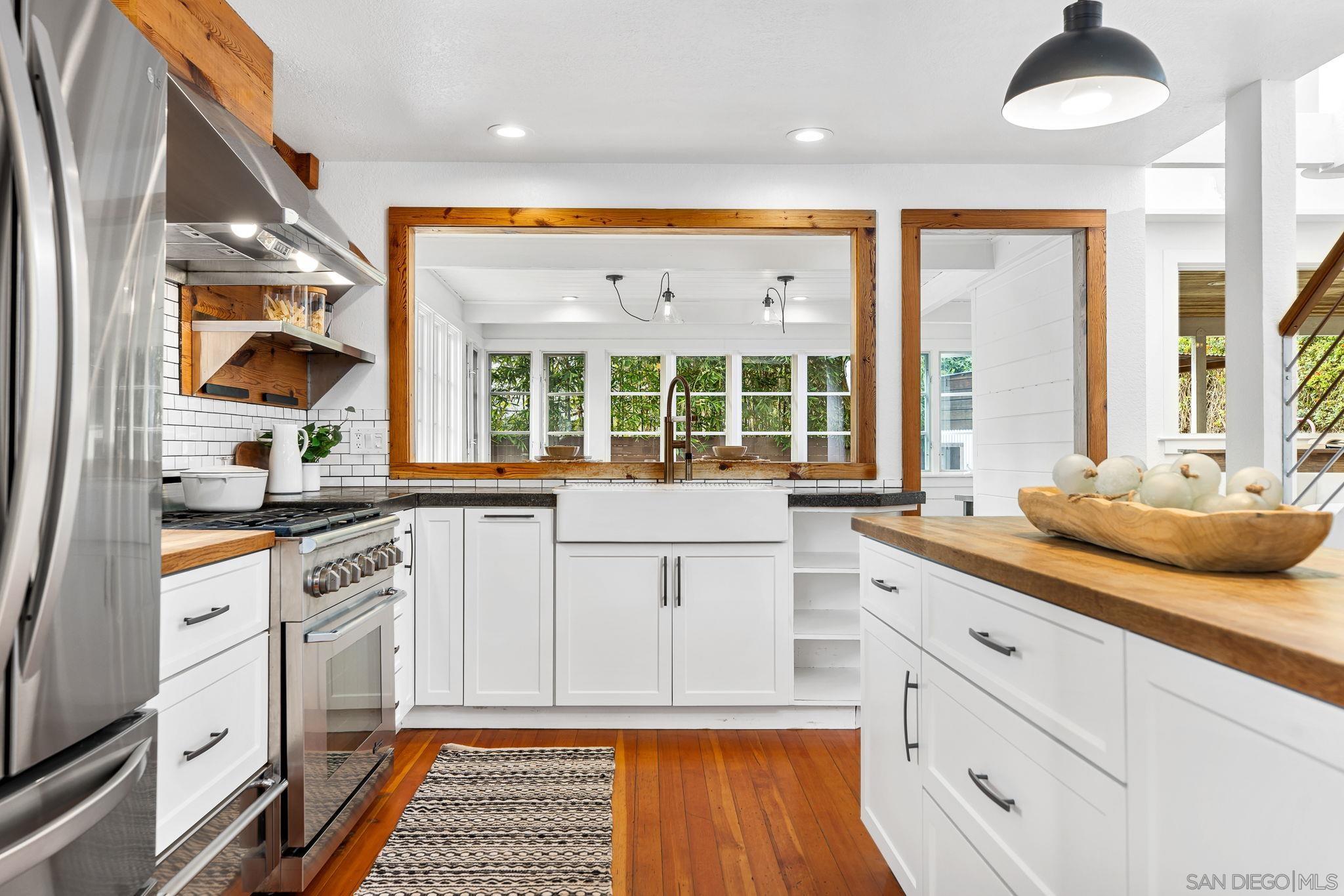 Detail Gallery Image 19 of 62 For 445  Sheffield Ave, Cardiff By The Sea,  CA 92007 - 4 Beds | 3/1 Baths