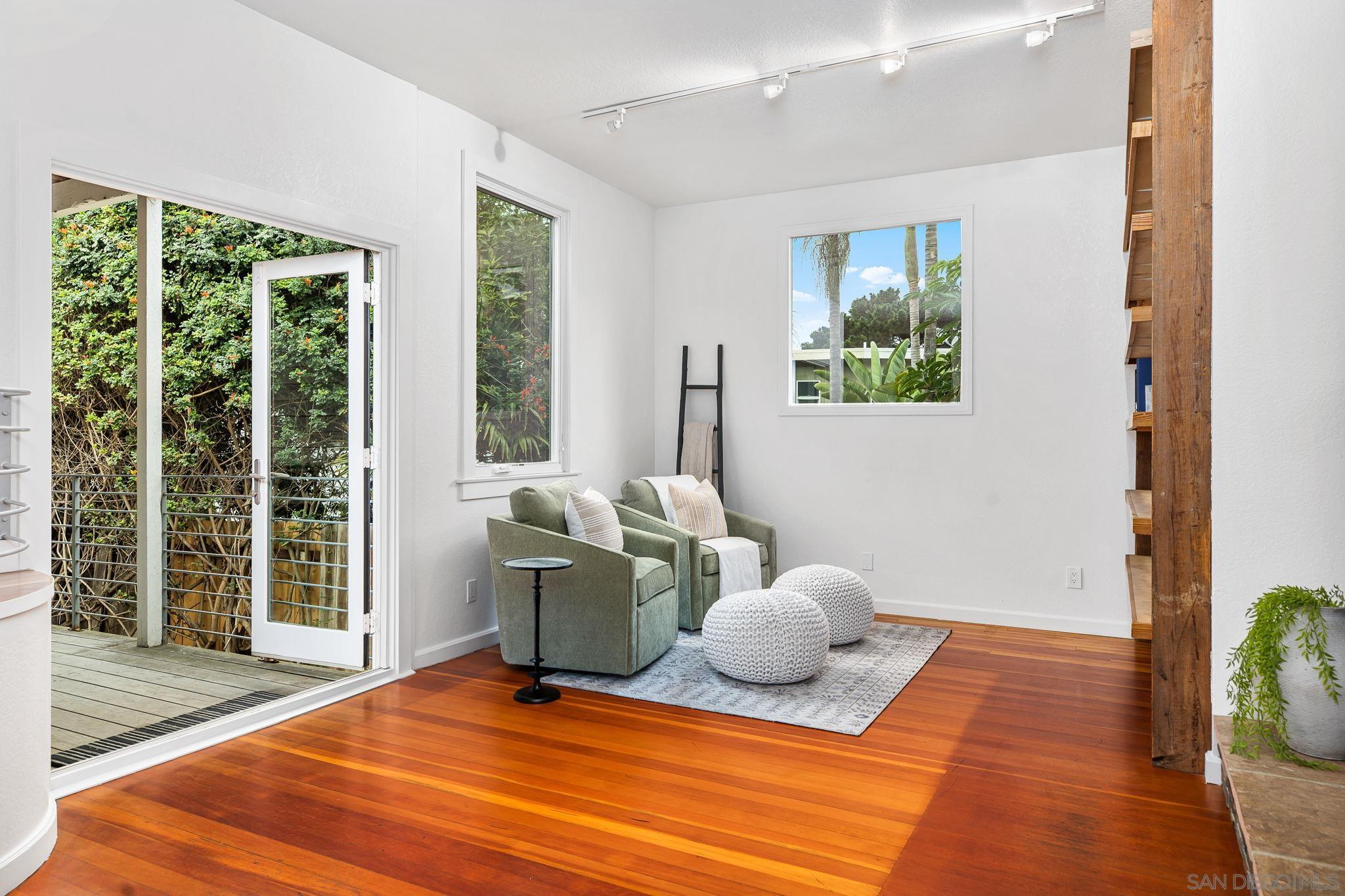 Detail Gallery Image 28 of 62 For 445  Sheffield Ave, Cardiff By The Sea,  CA 92007 - 4 Beds | 3/1 Baths