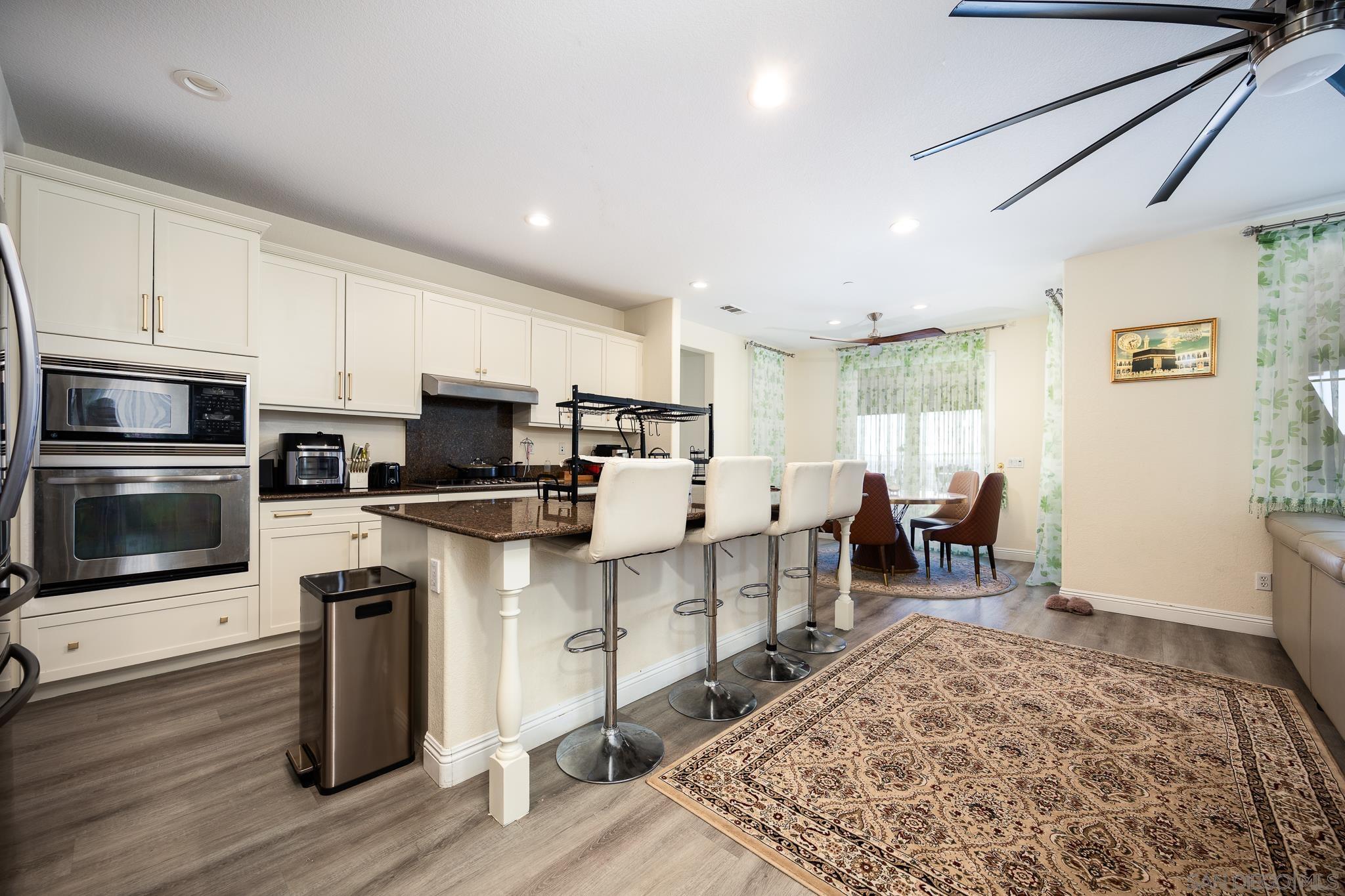 Detail Gallery Image 11 of 44 For 5120  Sevilla St, Santee,  CA 92071 - 5 Beds | 4/1 Baths