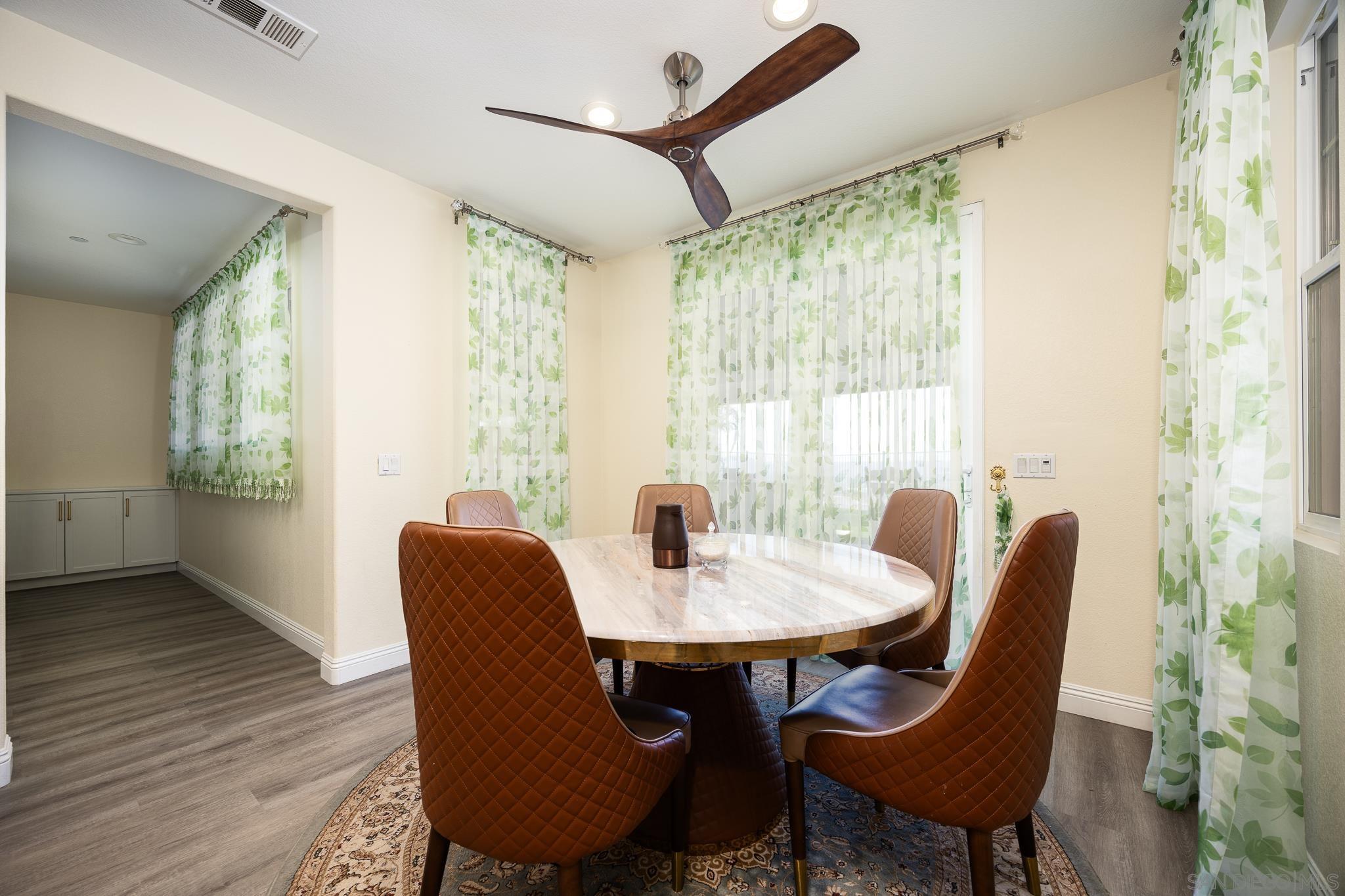 Detail Gallery Image 17 of 44 For 5120  Sevilla St, Santee,  CA 92071 - 5 Beds | 4/1 Baths