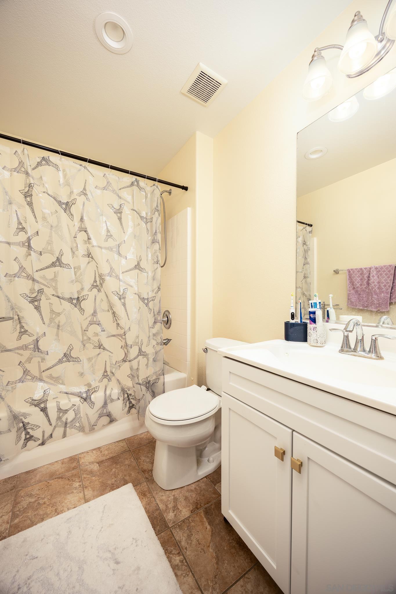Detail Gallery Image 30 of 44 For 5120  Sevilla St, Santee,  CA 92071 - 5 Beds | 4/1 Baths