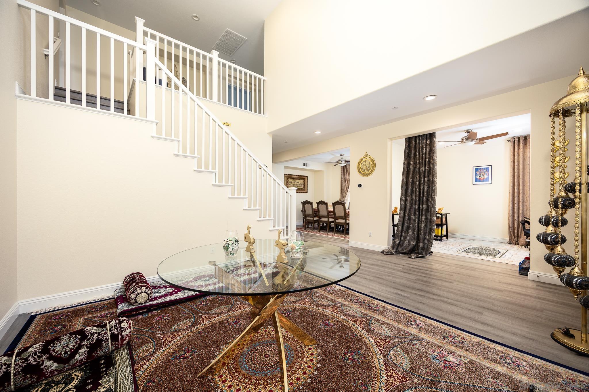 Detail Gallery Image 6 of 44 For 5120  Sevilla St, Santee,  CA 92071 - 5 Beds | 4/1 Baths